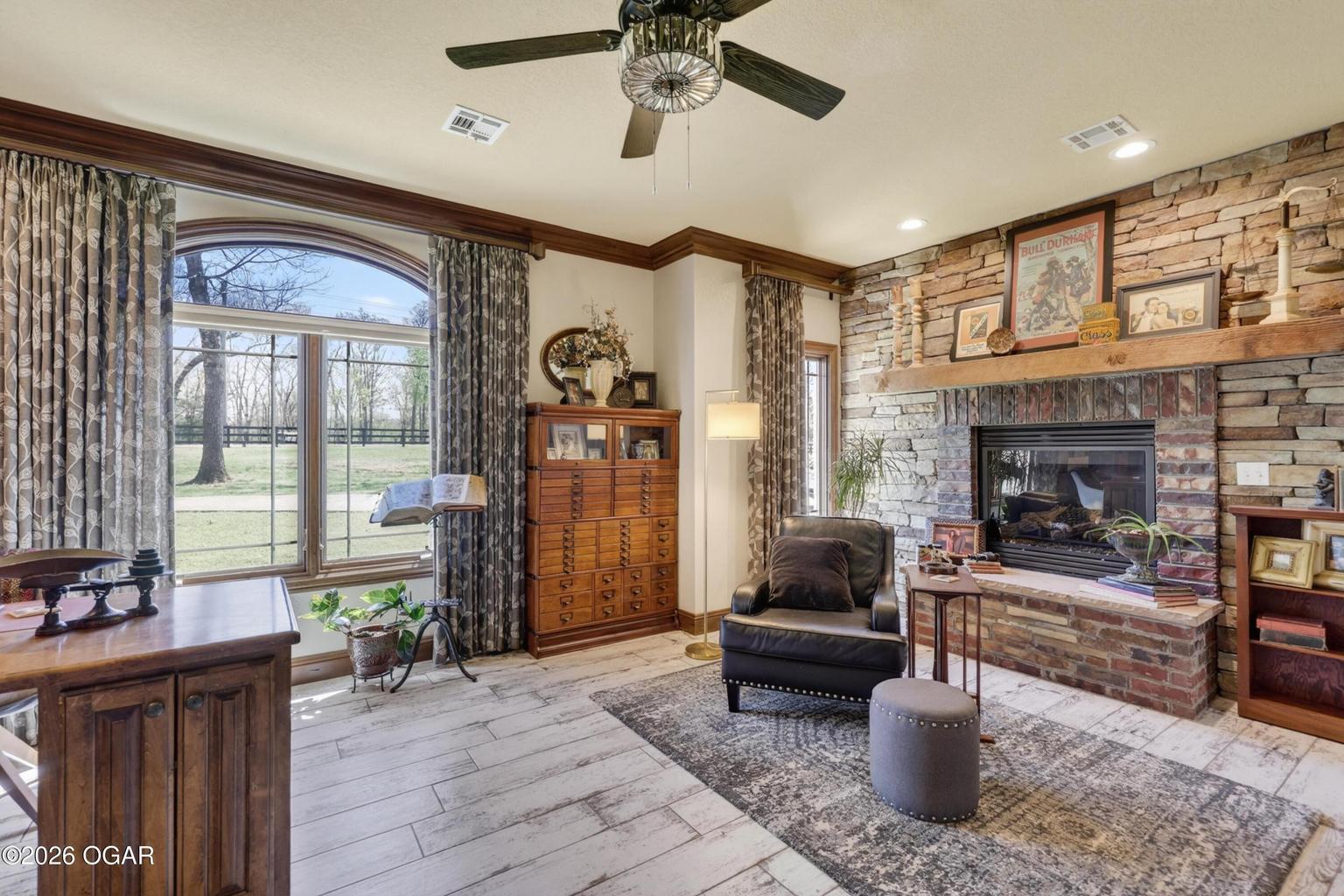 4550 Goldfinch Road Property Photo 34