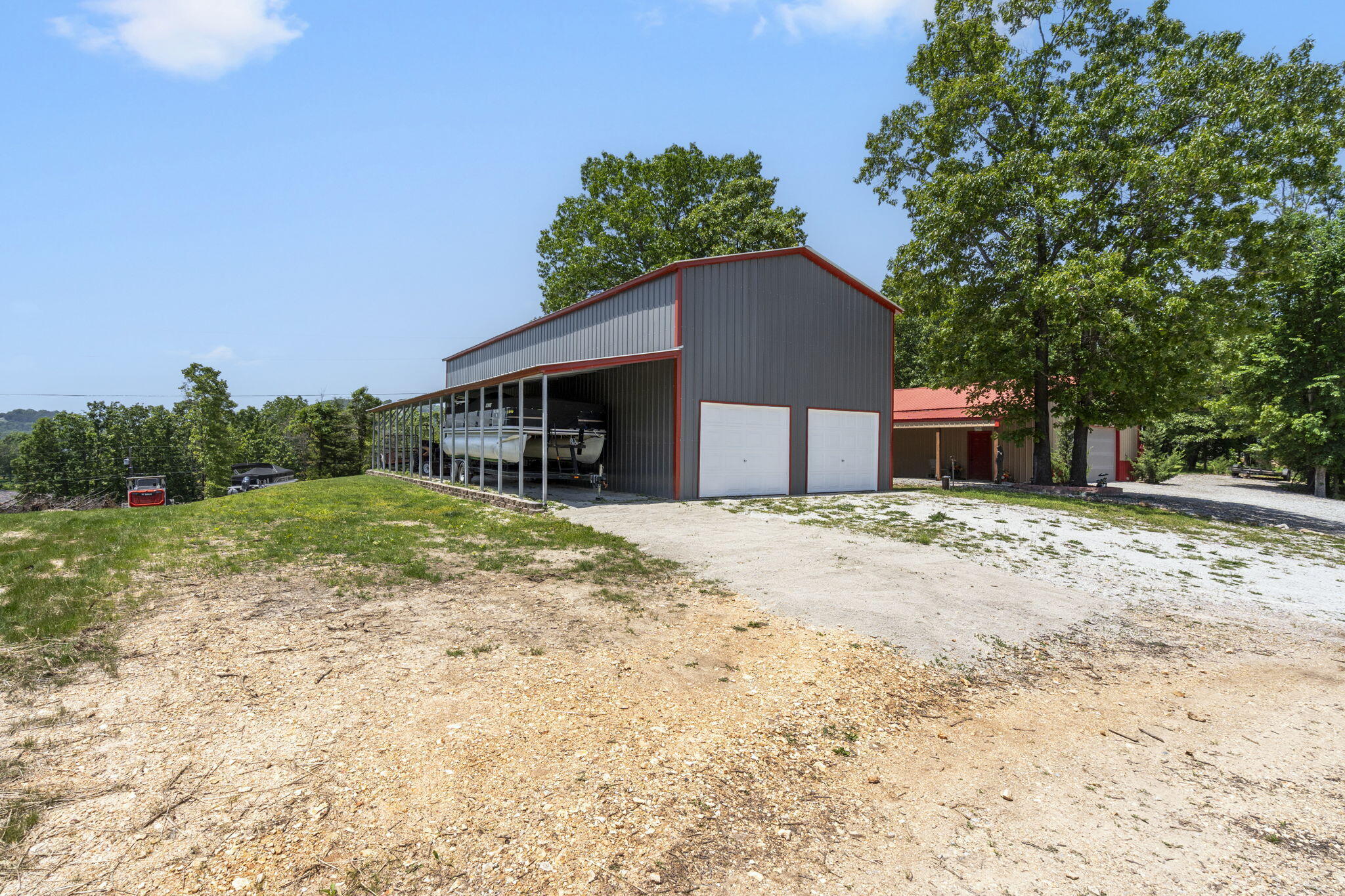 101 Teepee Lane Property Photo 4