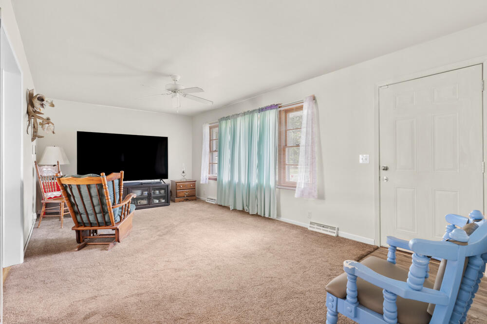 115 North Westview Drive Property Photo 6