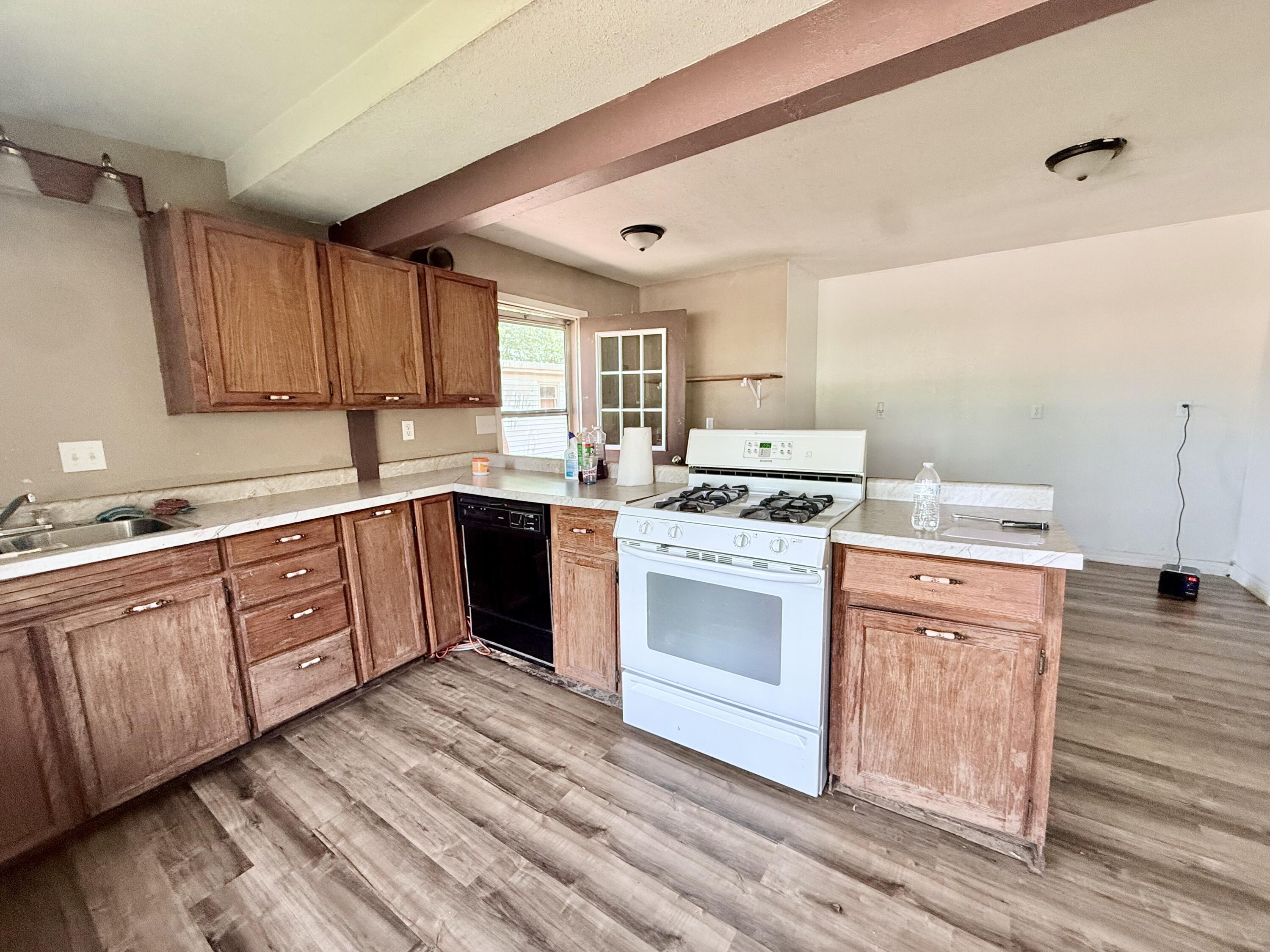 304 Ozark Street Property Photo 2