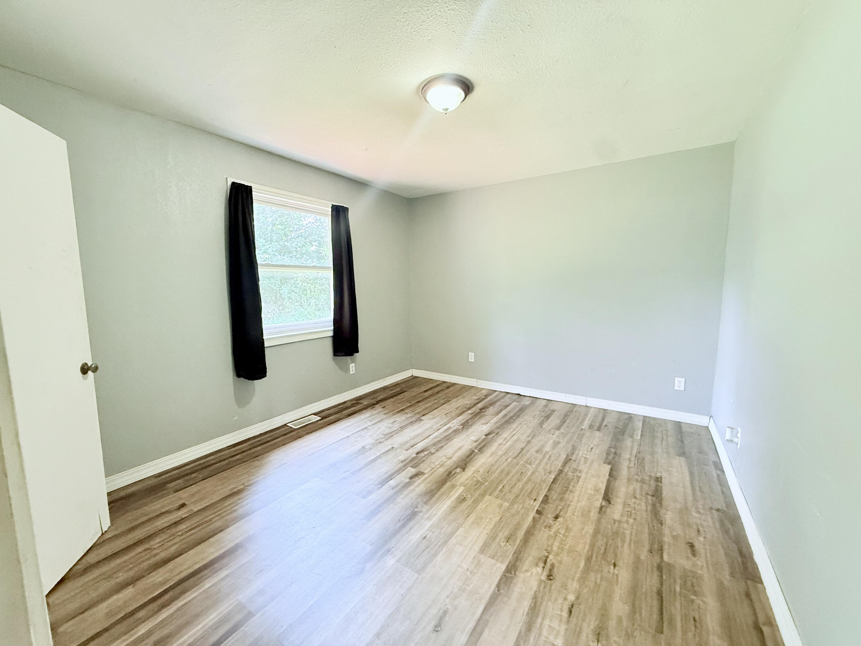 304 Ozark Street Property Photo 8