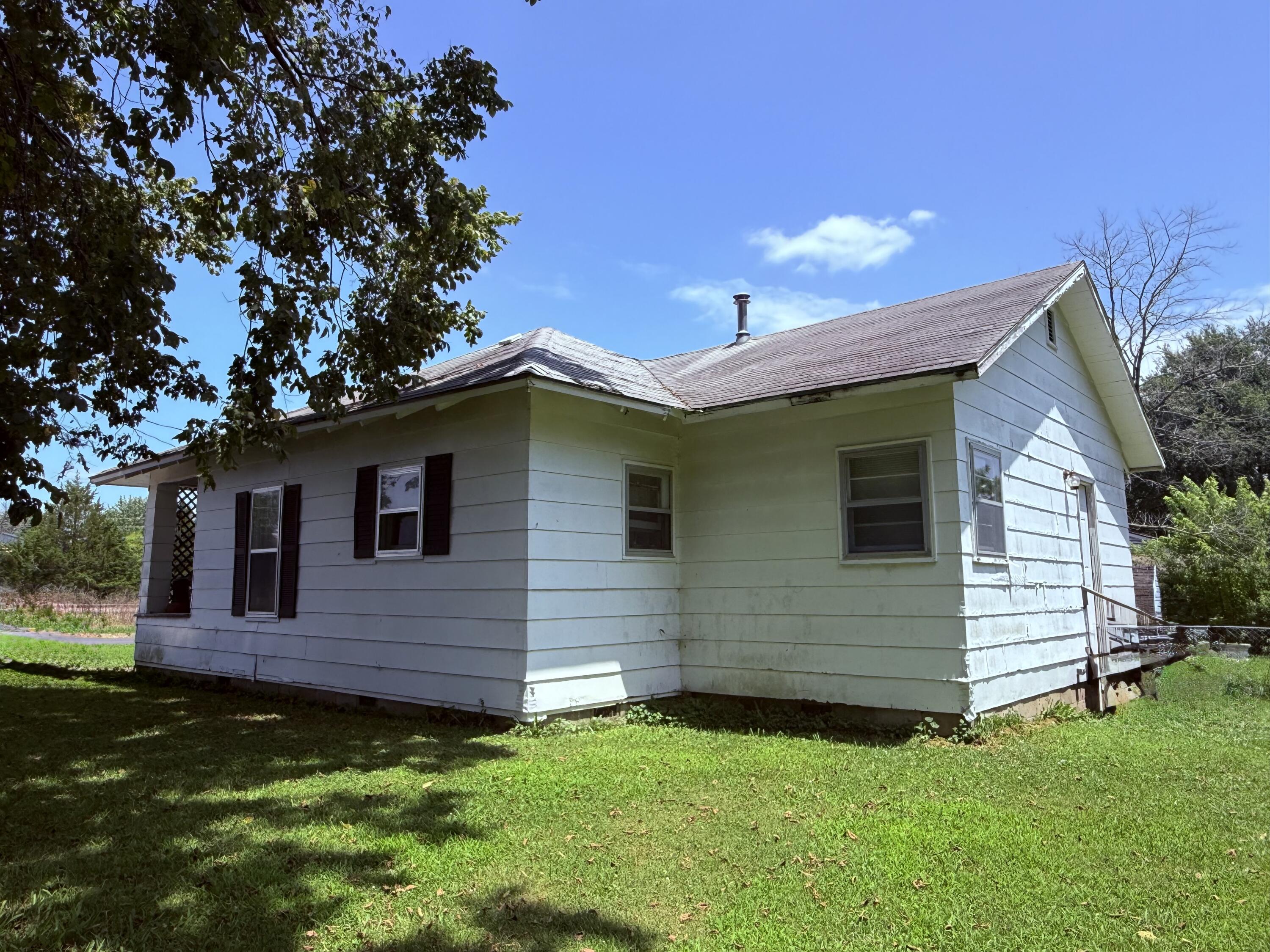 426 East Front Street Property Photo 3