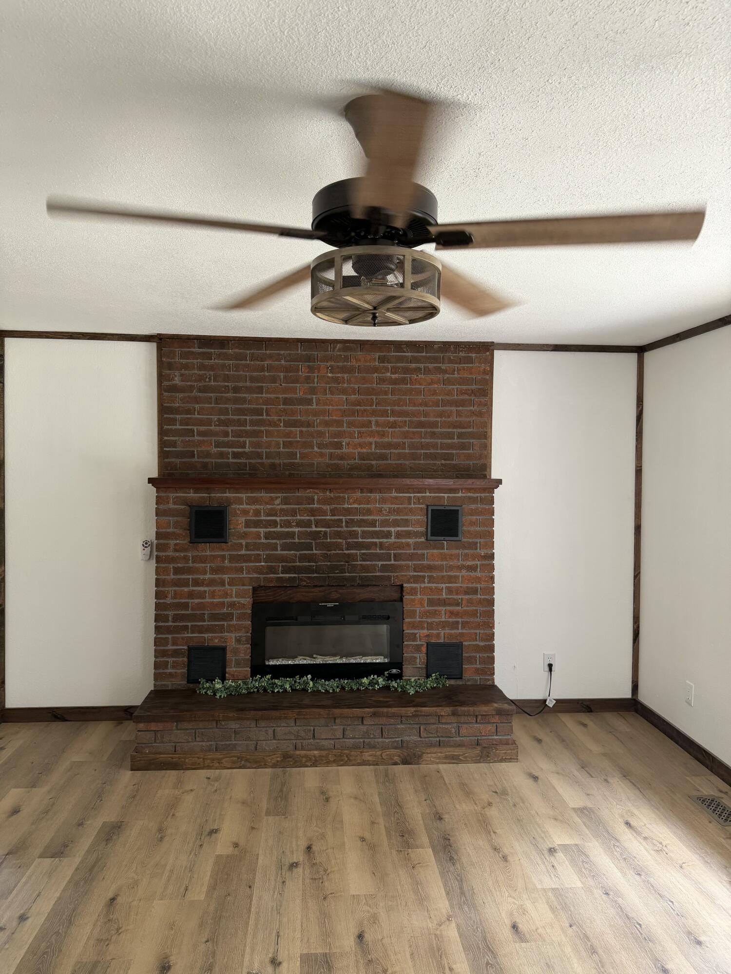 8785 U.s. 63 Highway Property Photo 16