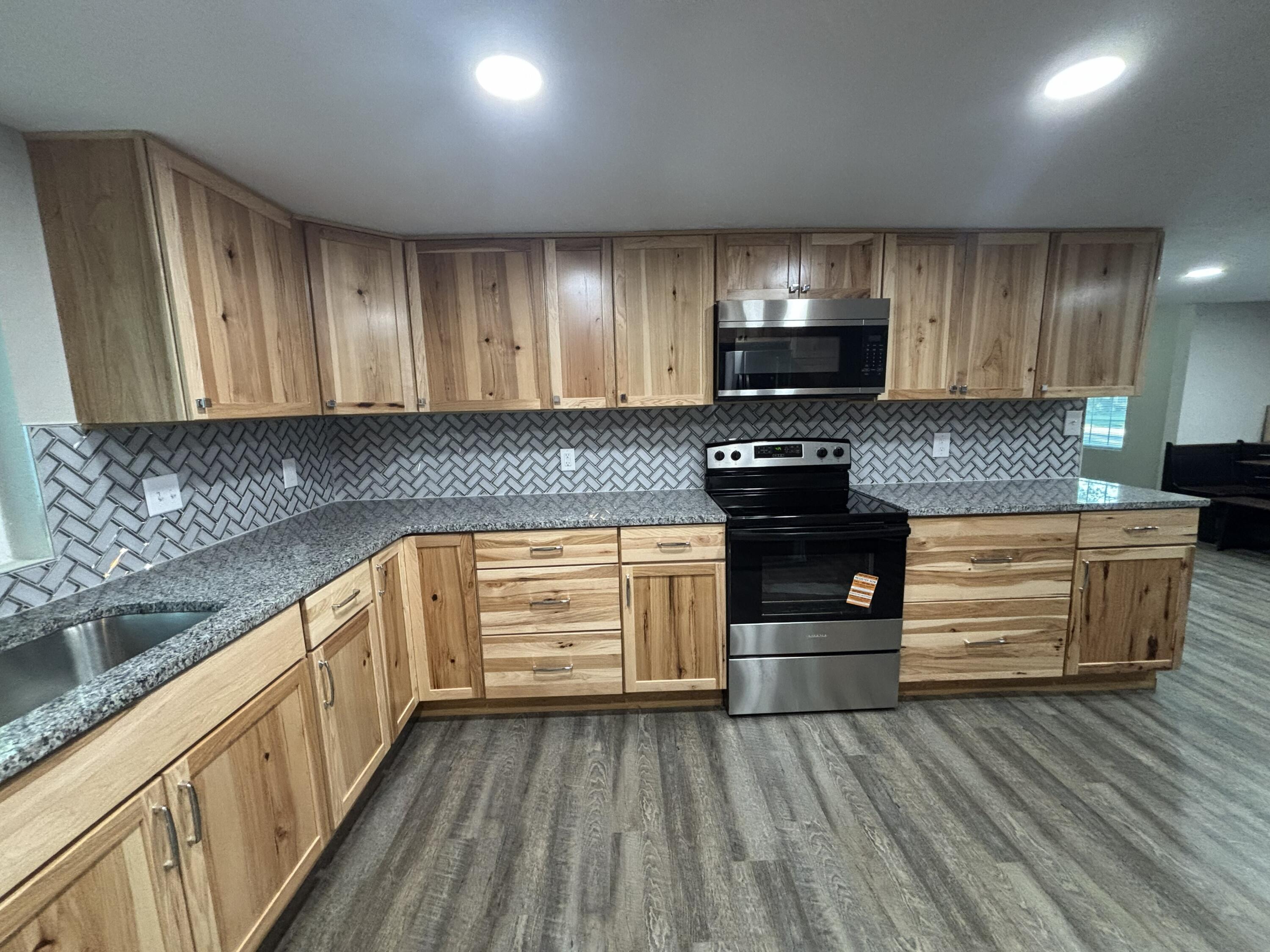 2805 North Grant Avenue Property Photo 15