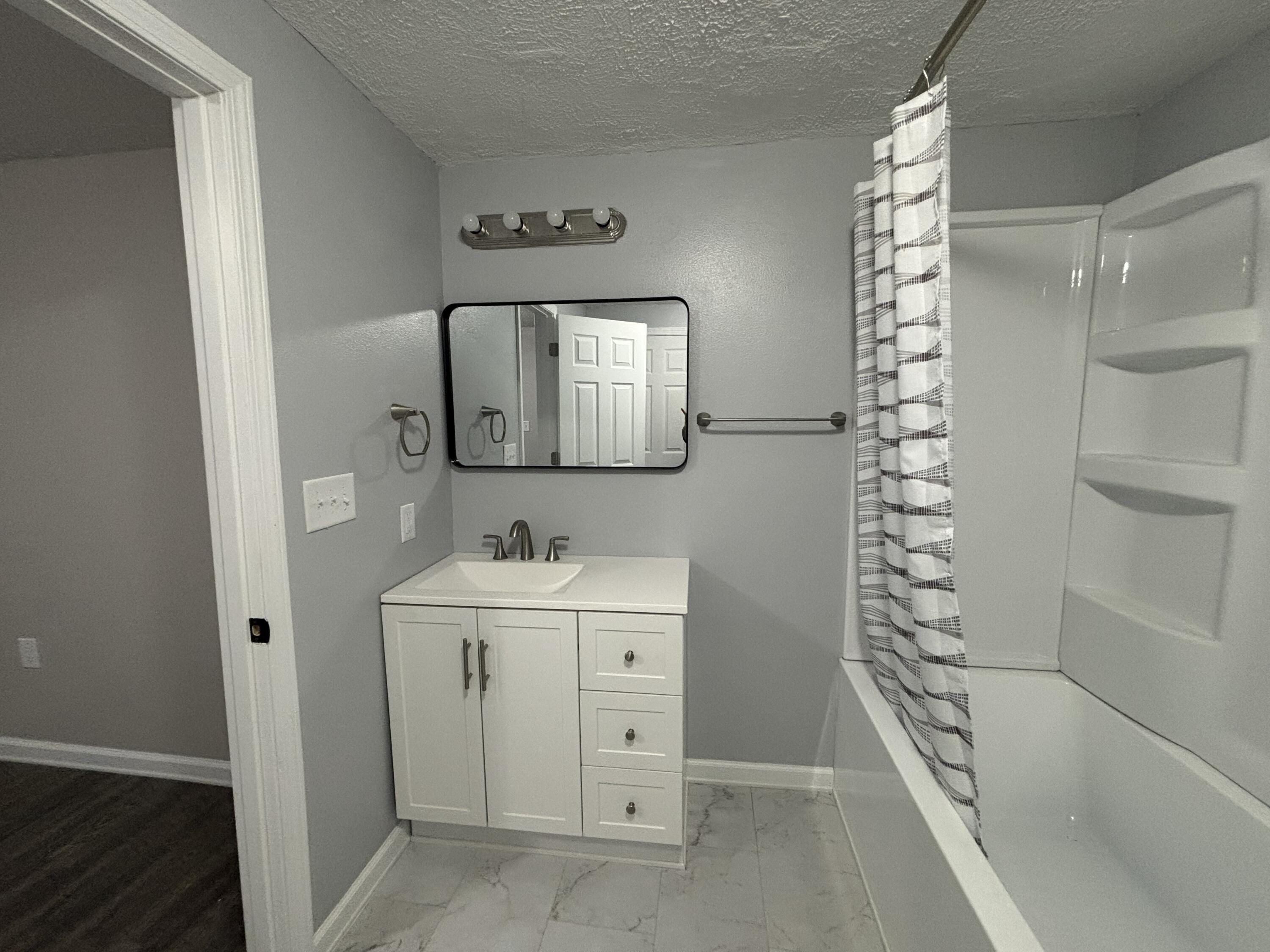 2805 North Grant Avenue Property Photo 22
