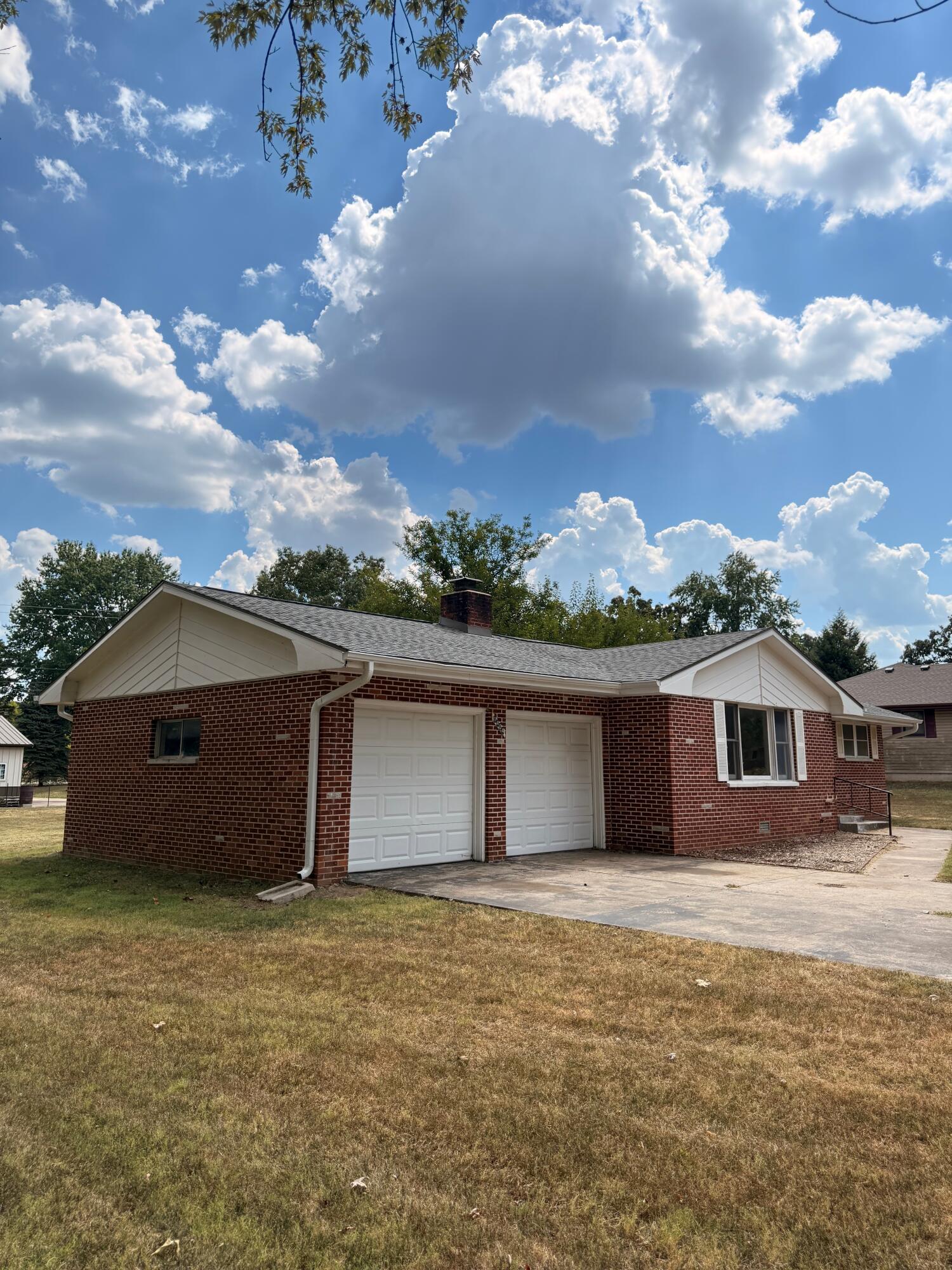 1404 South Madison Avenue Property Photo 15