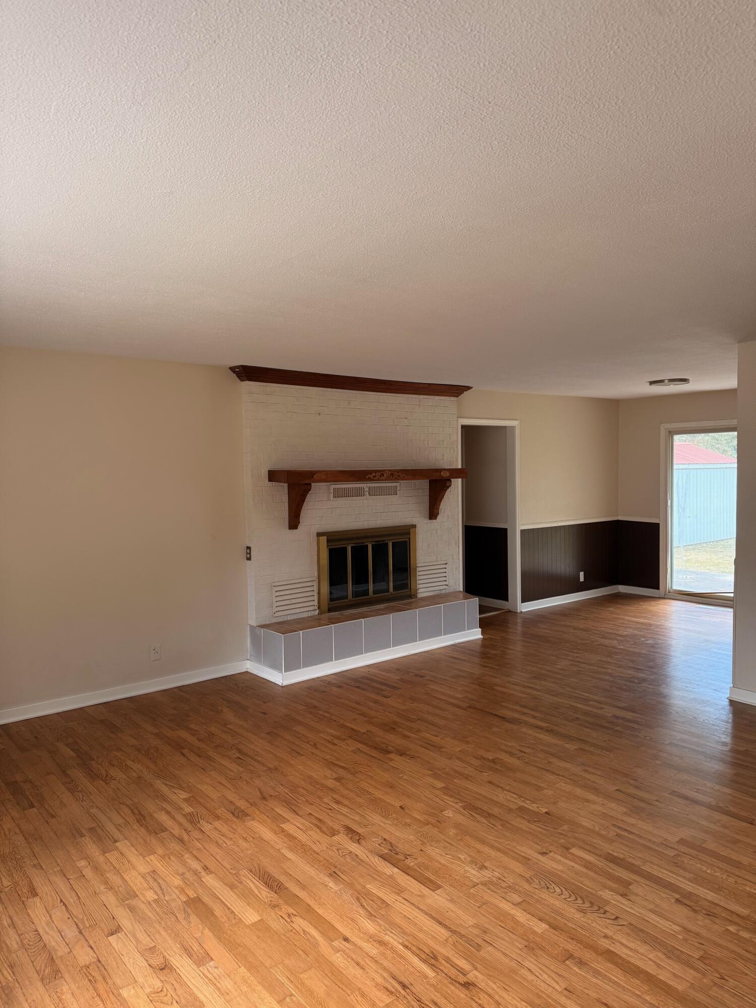 1404 South Madison Avenue Property Photo 17