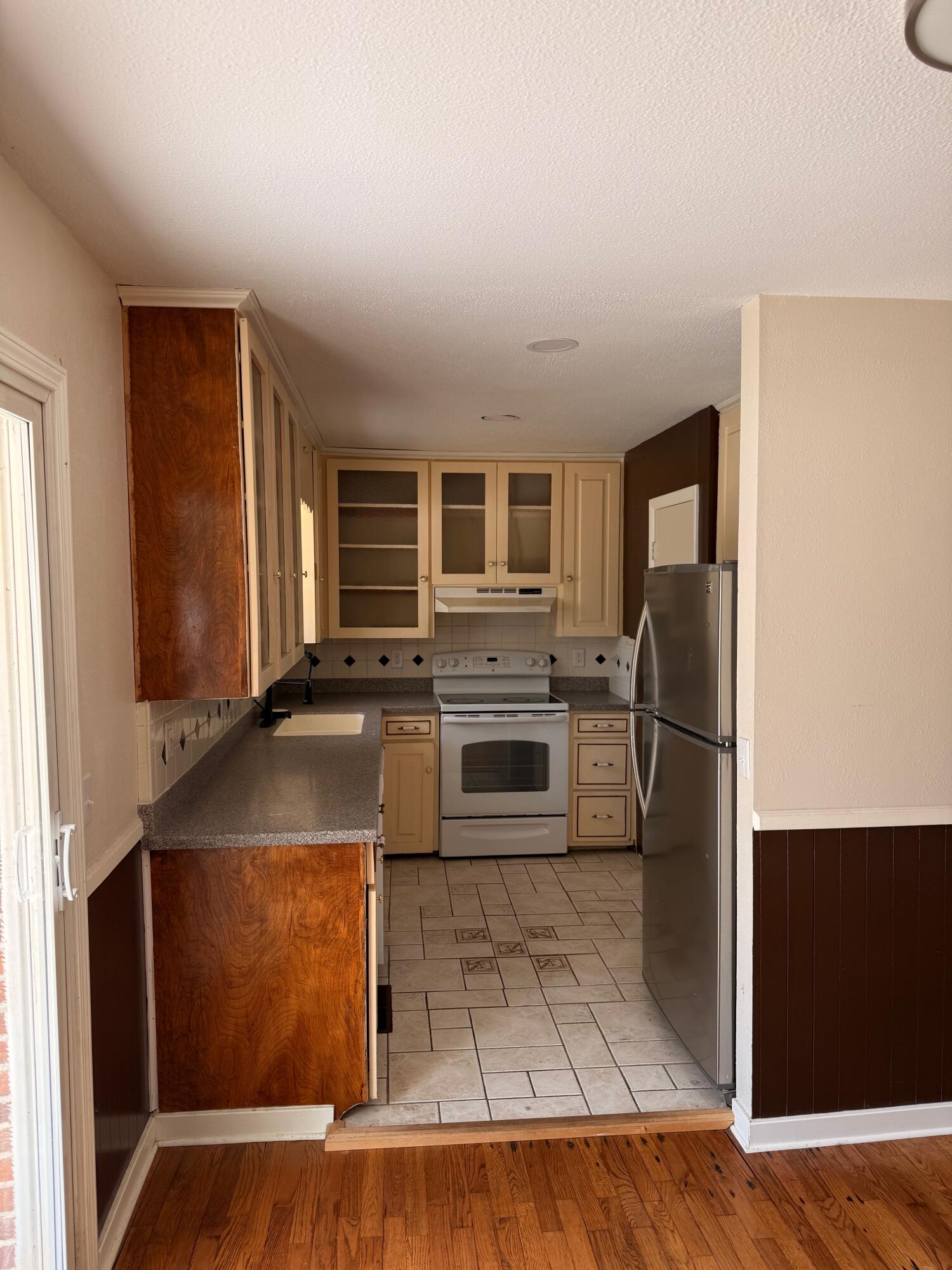 1404 South Madison Avenue Property Photo 22