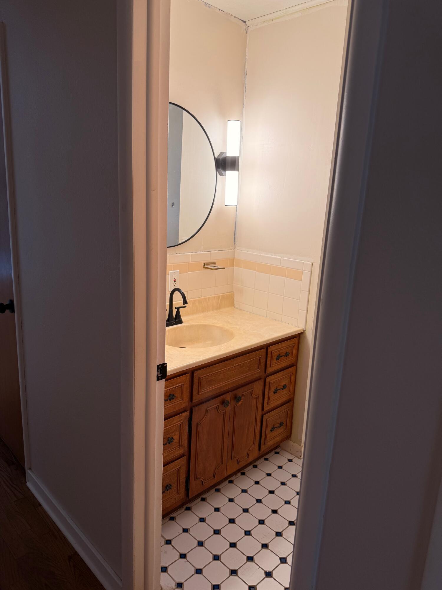 1404 South Madison Avenue Property Photo 31