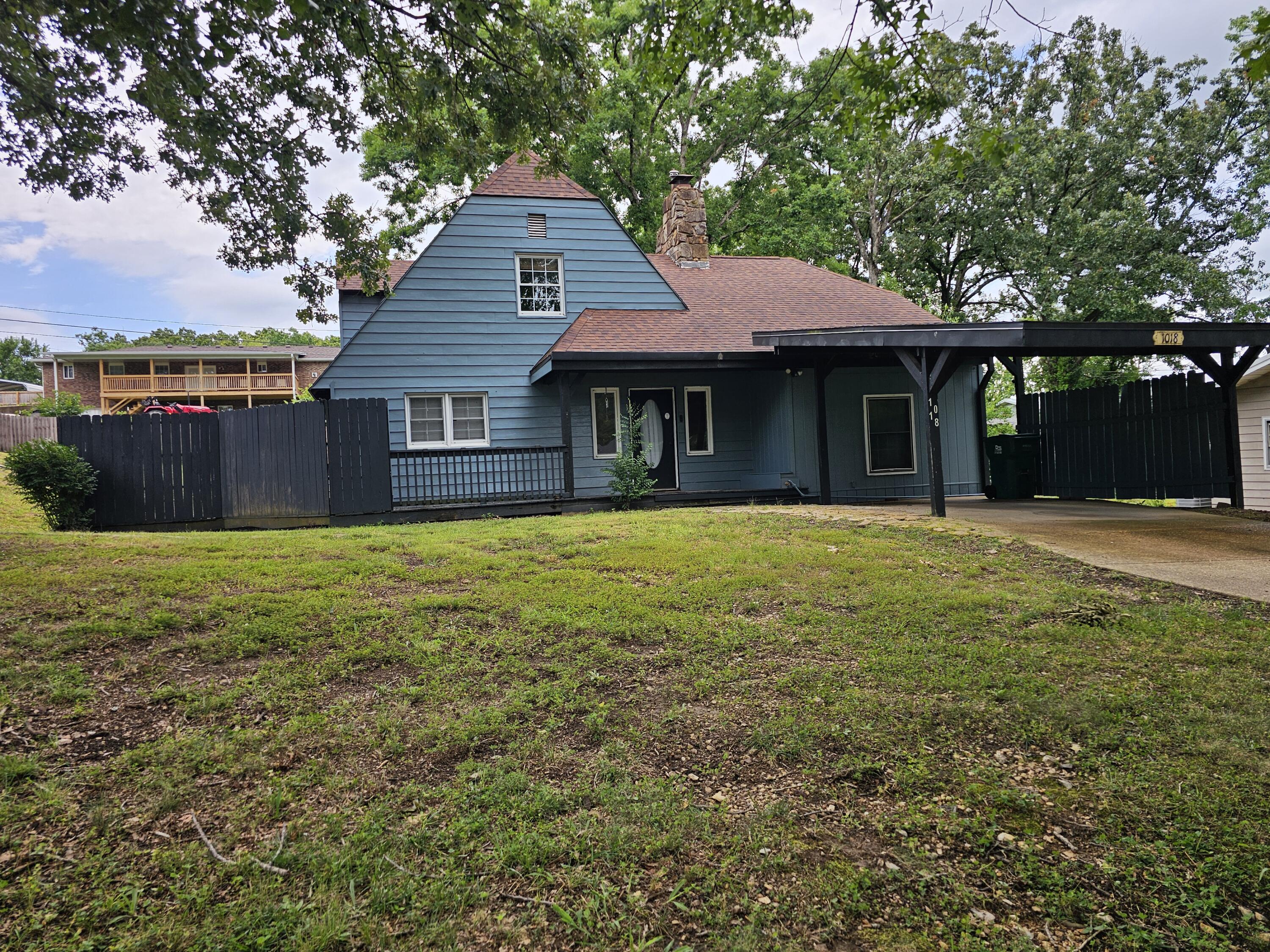 1018 Patton Avenue Property Photo 1