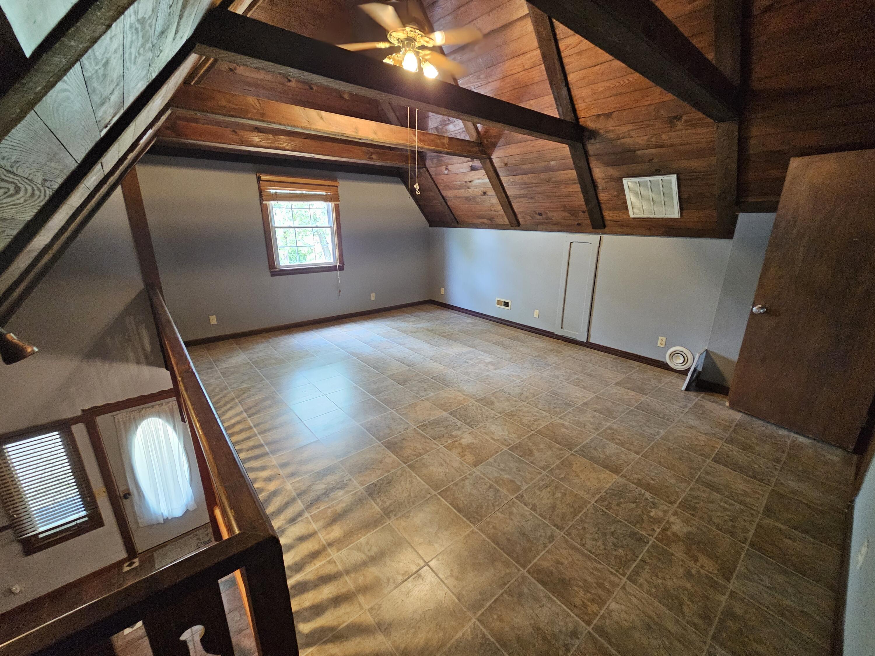 1018 Patton Avenue Property Photo 22