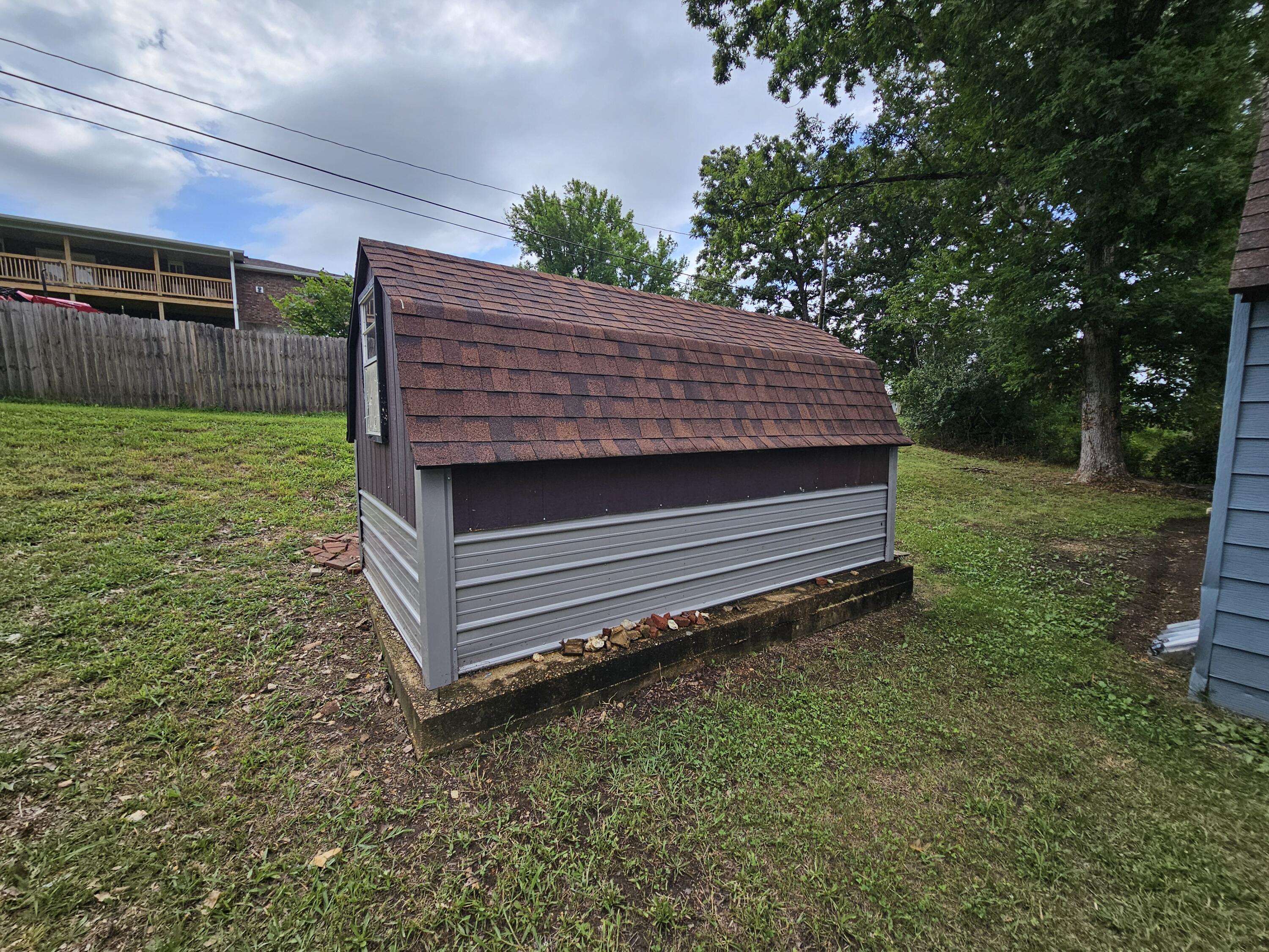 1018 Patton Avenue Property Photo 28