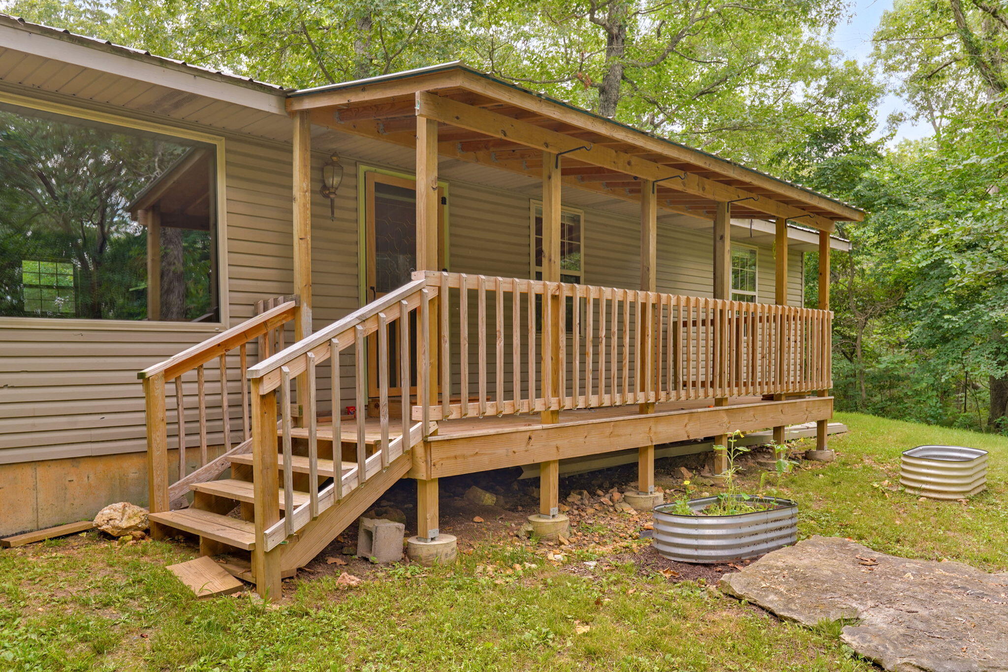326 Arliss Drive Property Photo 8
