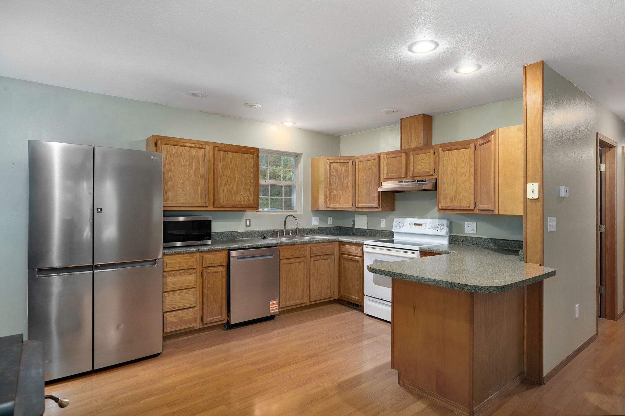 326 Arliss Drive Property Photo 14