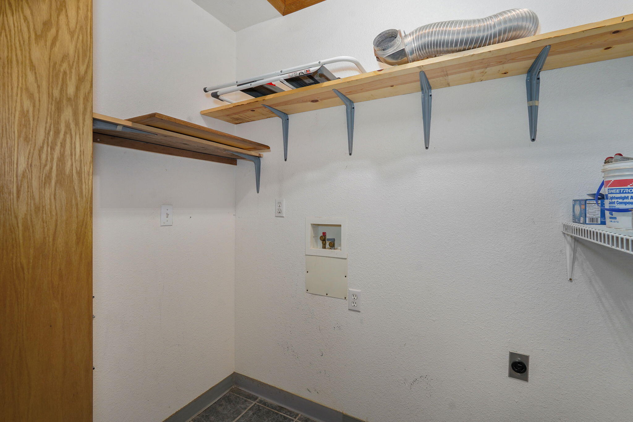 326 Arliss Drive Property Photo 25