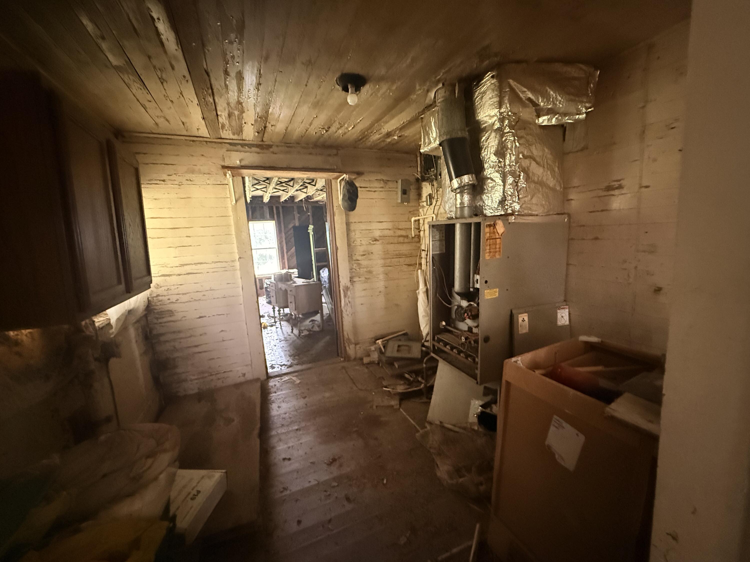 1930 Morris Road Property Photo 6