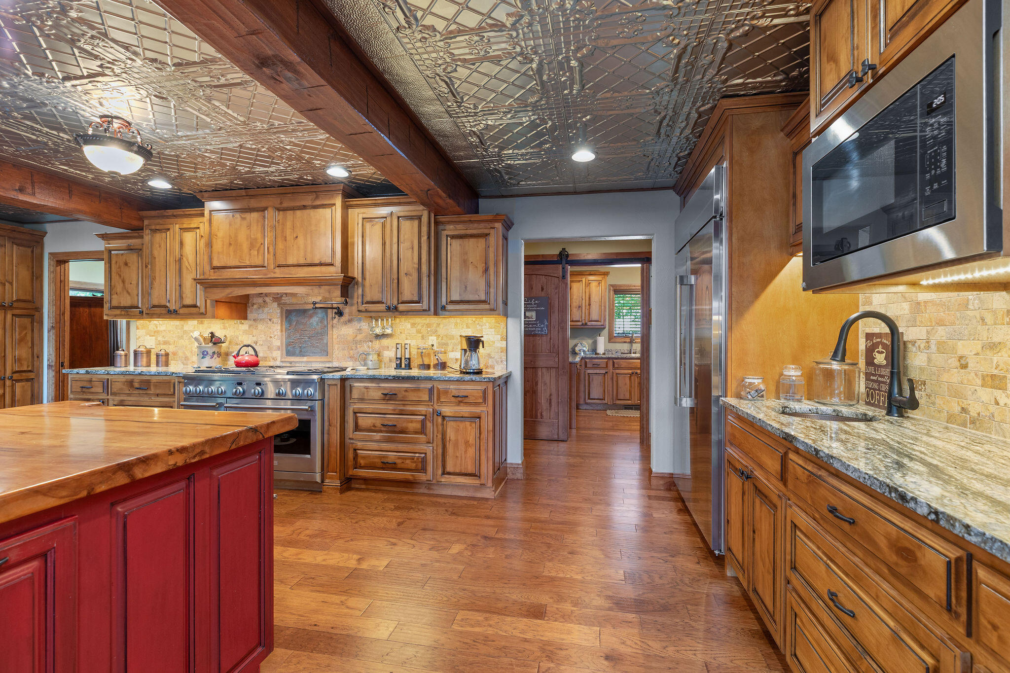 1517 Lake Bluff Drive Property Photo 13