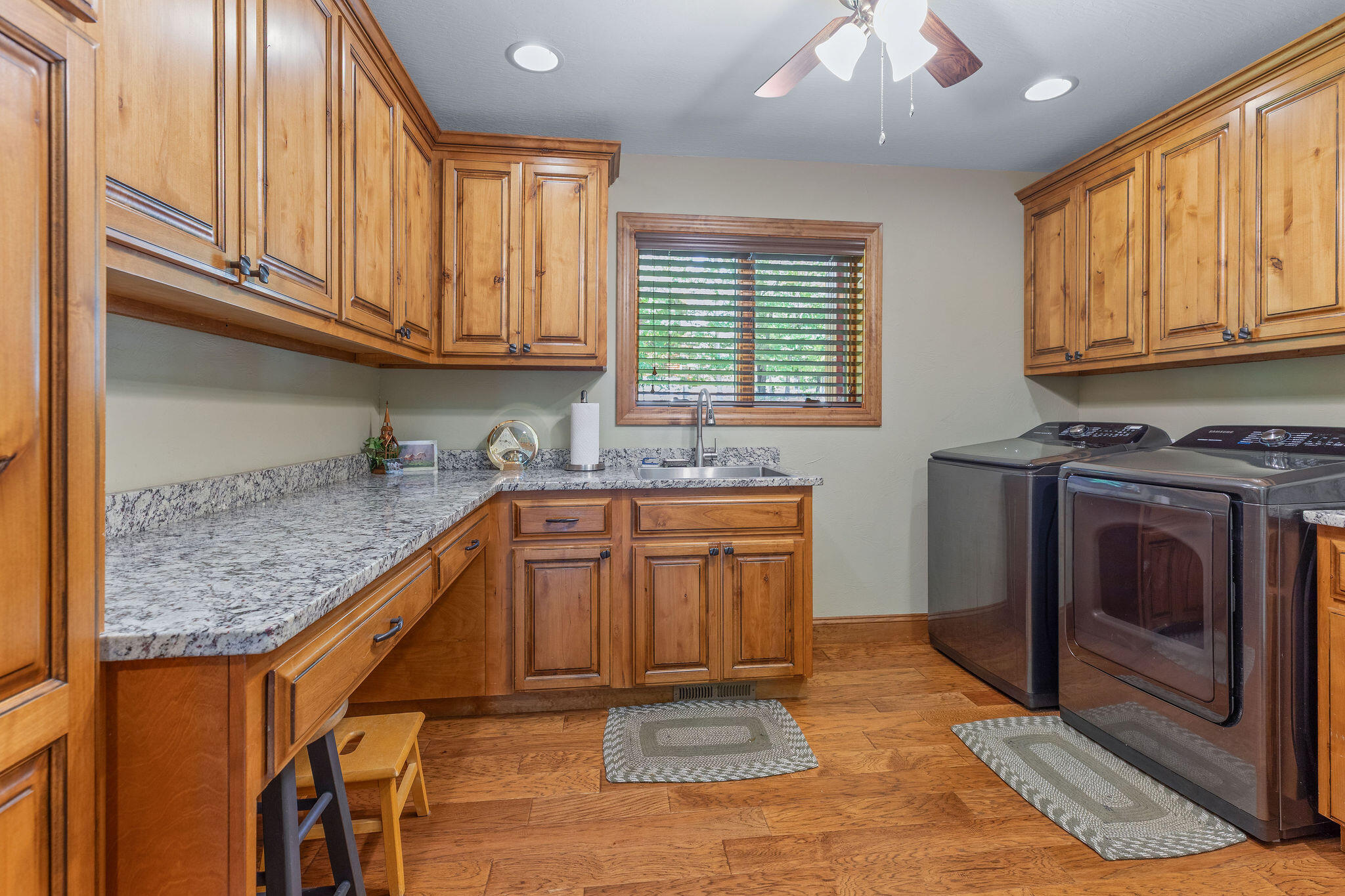 1517 Lake Bluff Drive Property Photo 19
