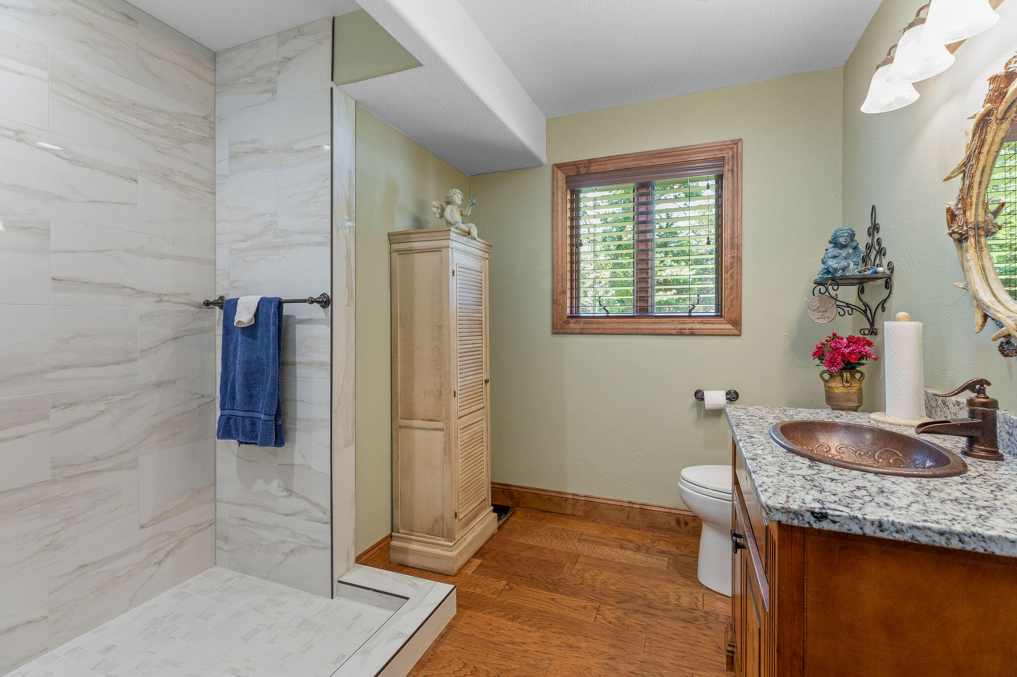 1517 Lake Bluff Drive Property Photo 32