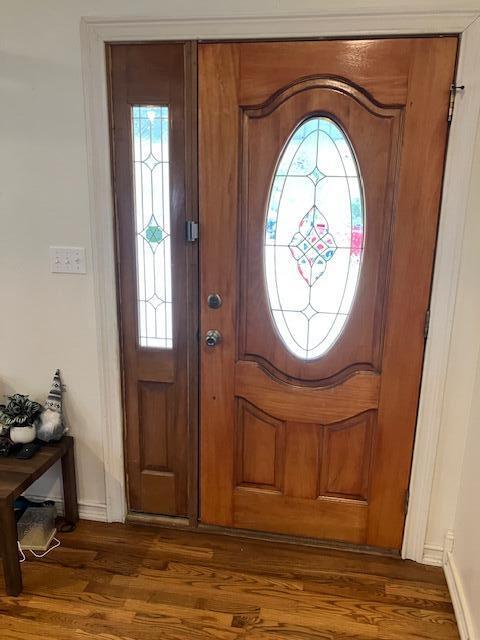 209 South Rush Street Property Photo 6