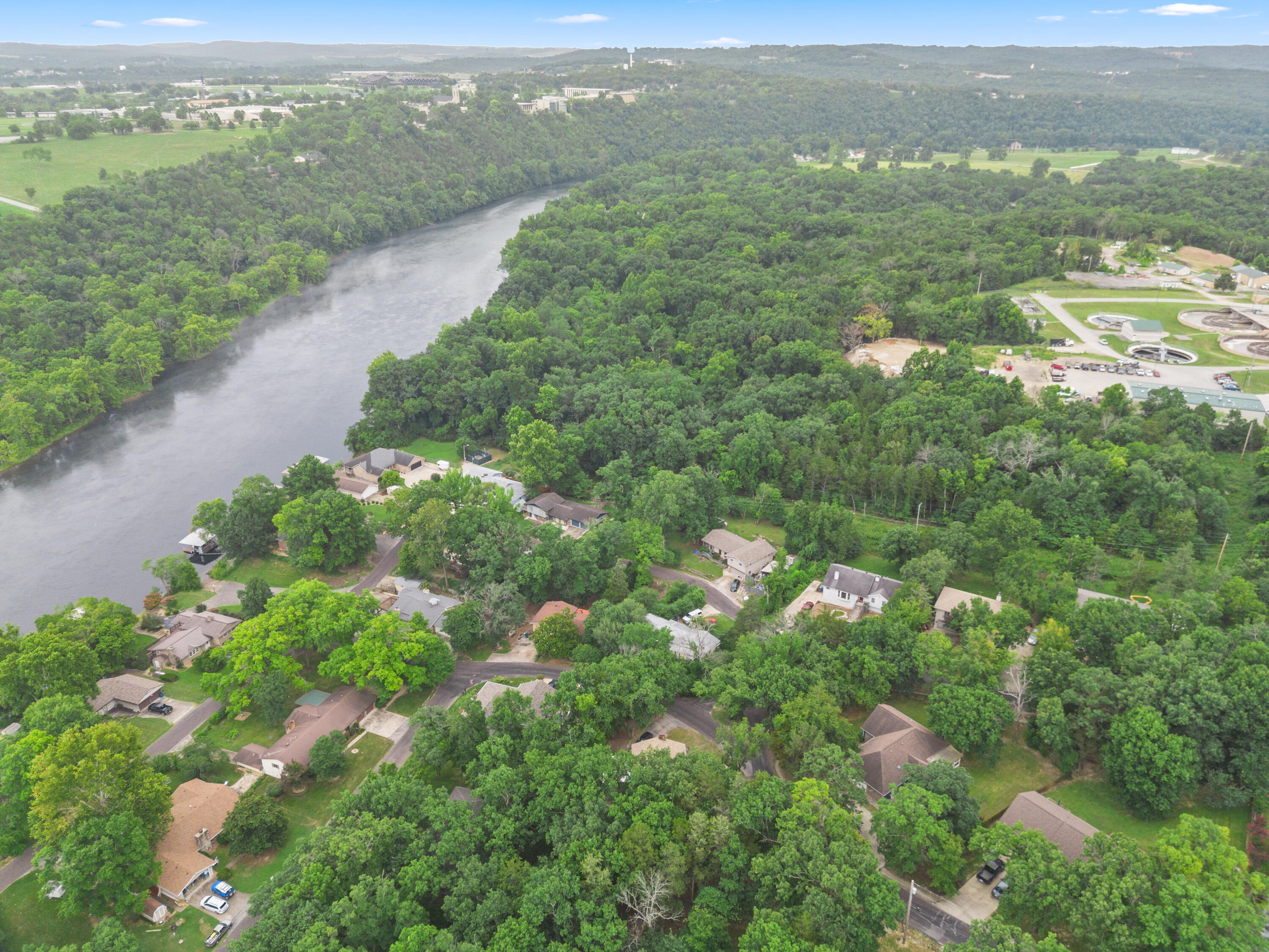 341 River Drive Property Photo 41