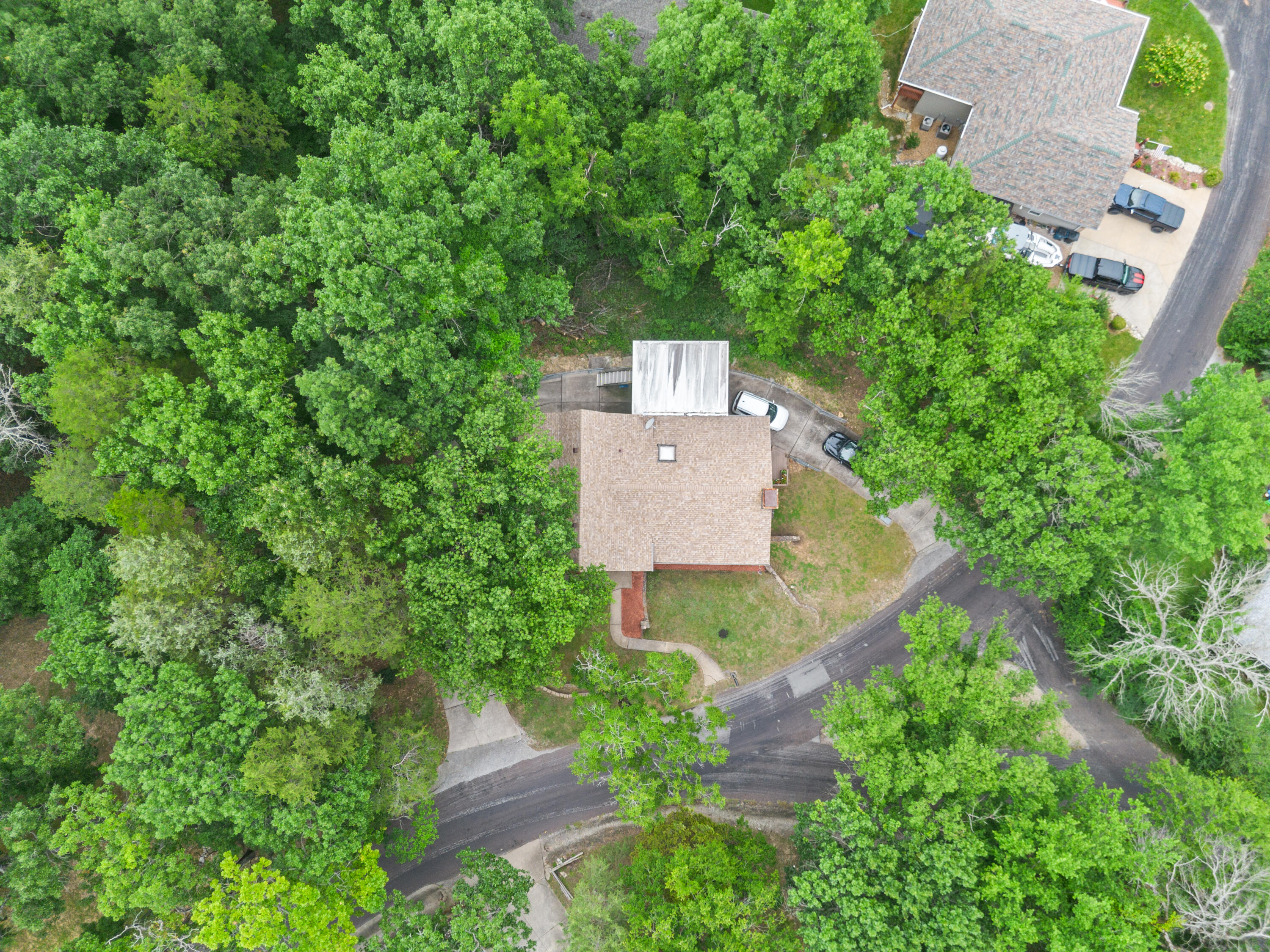 341 River Drive Property Photo 44