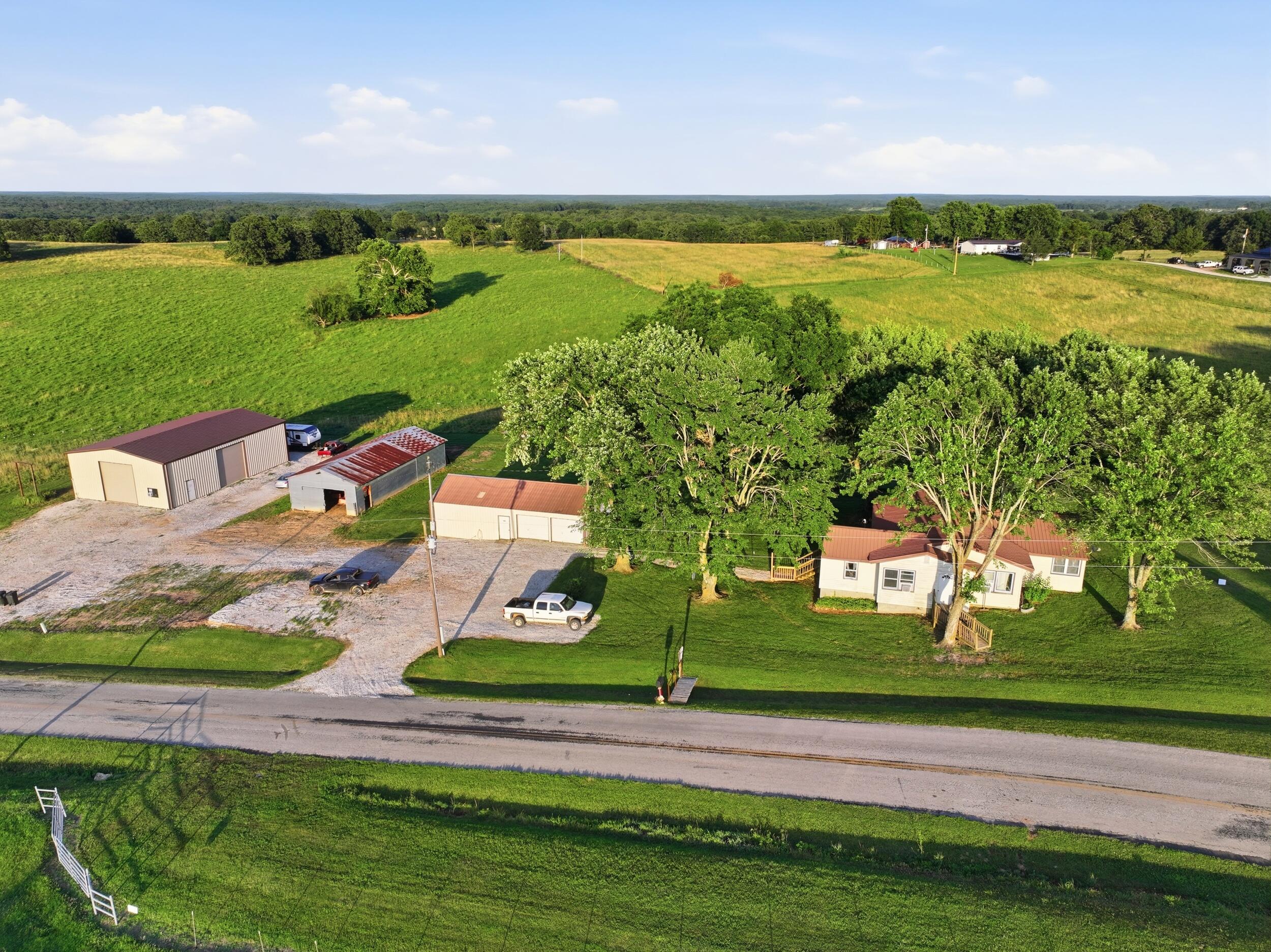 16223 State Highway F Property Photo 7