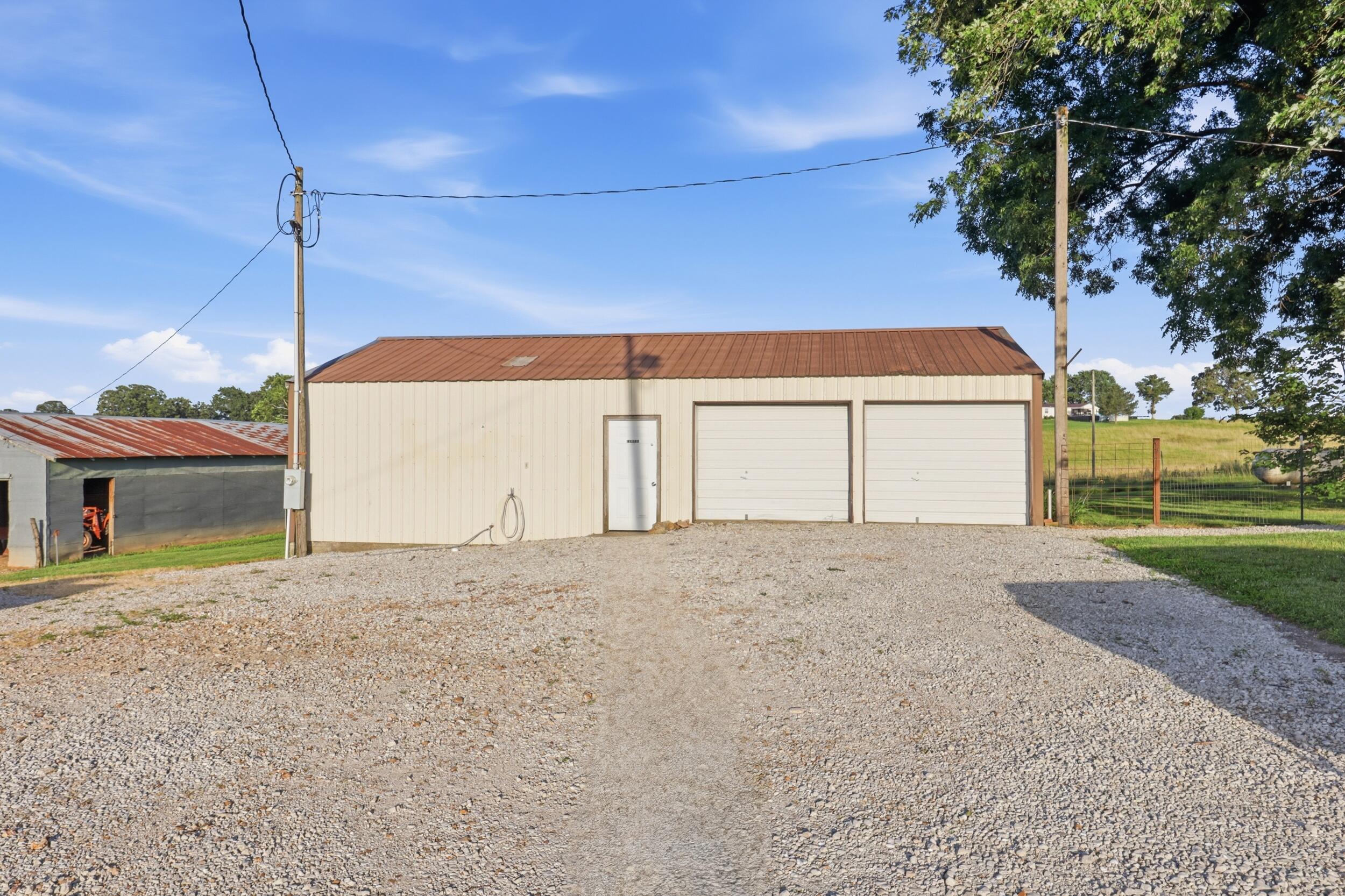 16223 State Highway F Property Photo 31