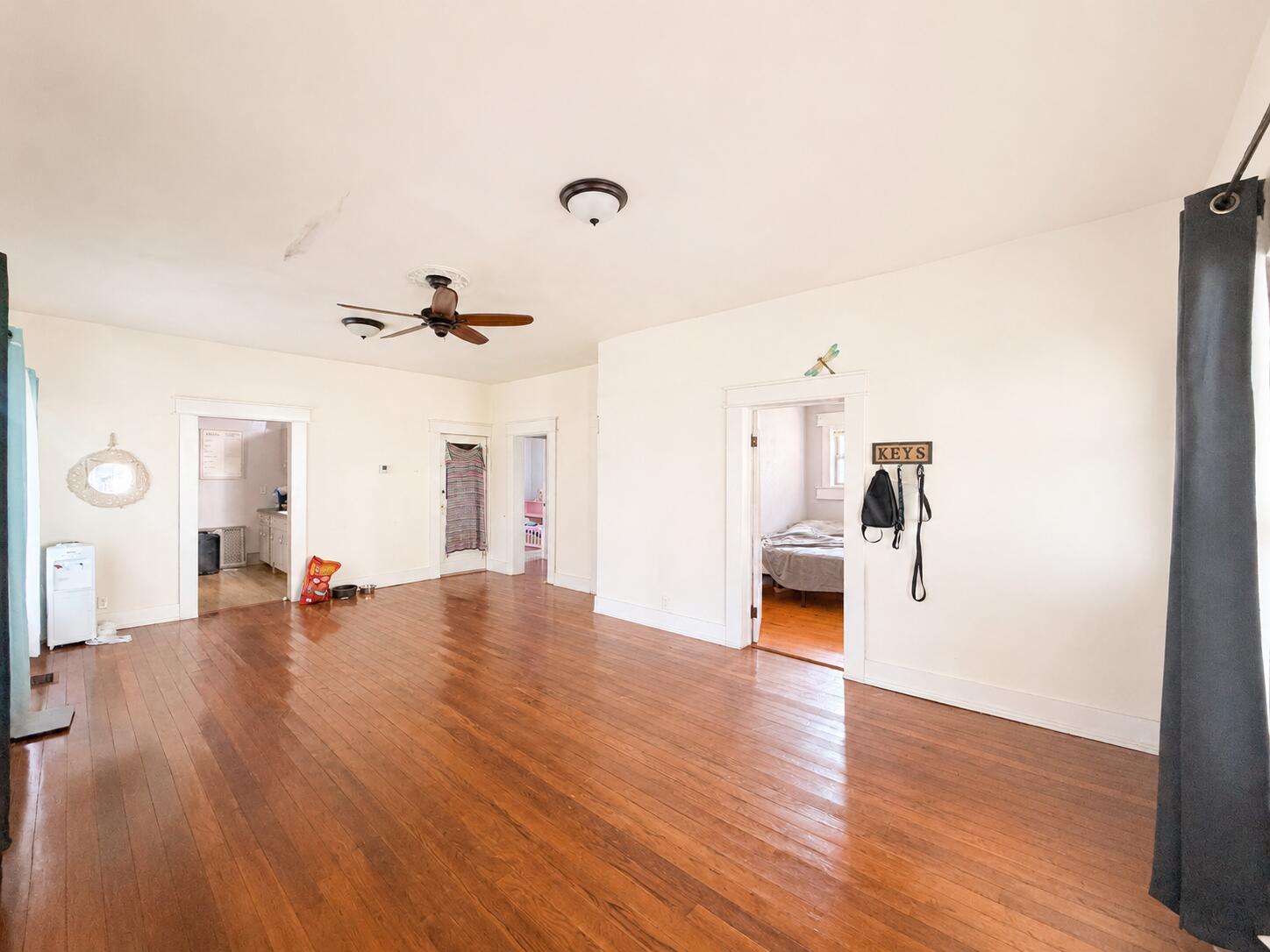203 North Walnut Street Property Photo 15