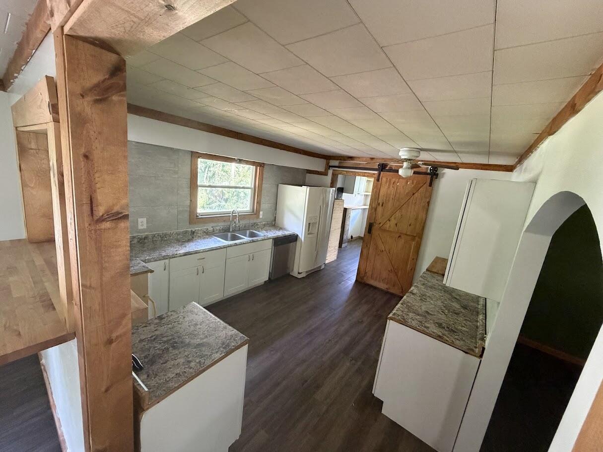 7292 Sunset Street Property Photo 4