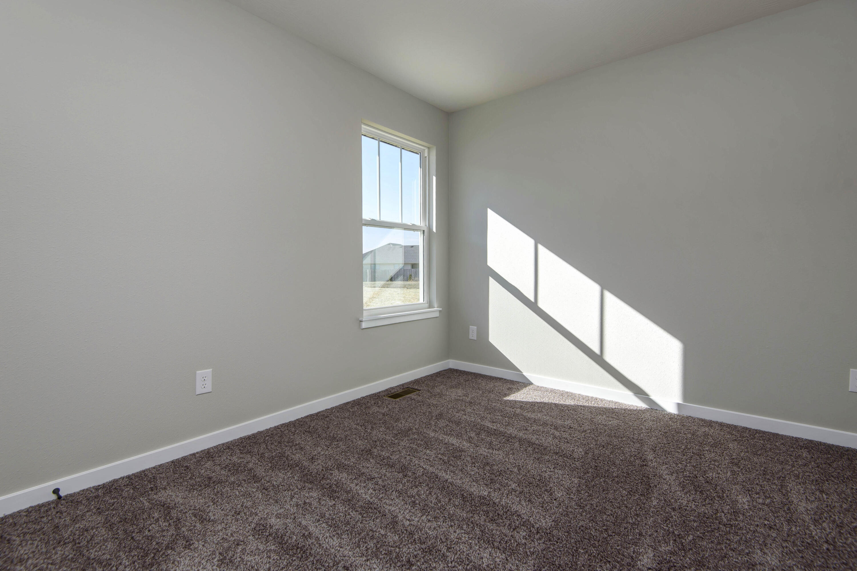 734 South Wheaton Hills Drive Lot 238 Property Photo 22