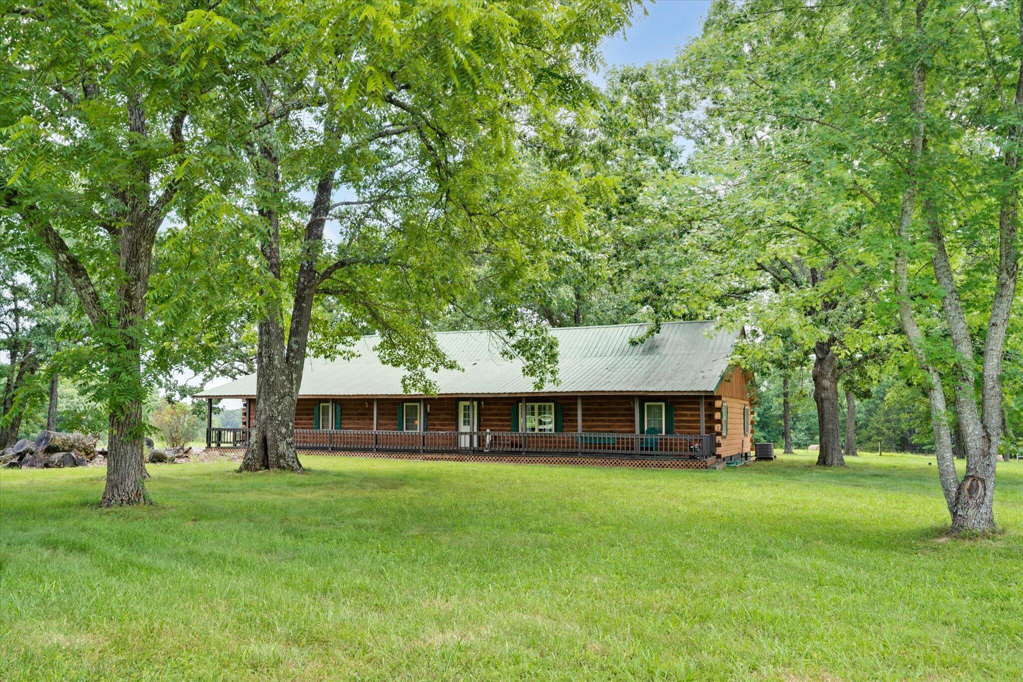 688 Stevens Road Property Photo 1