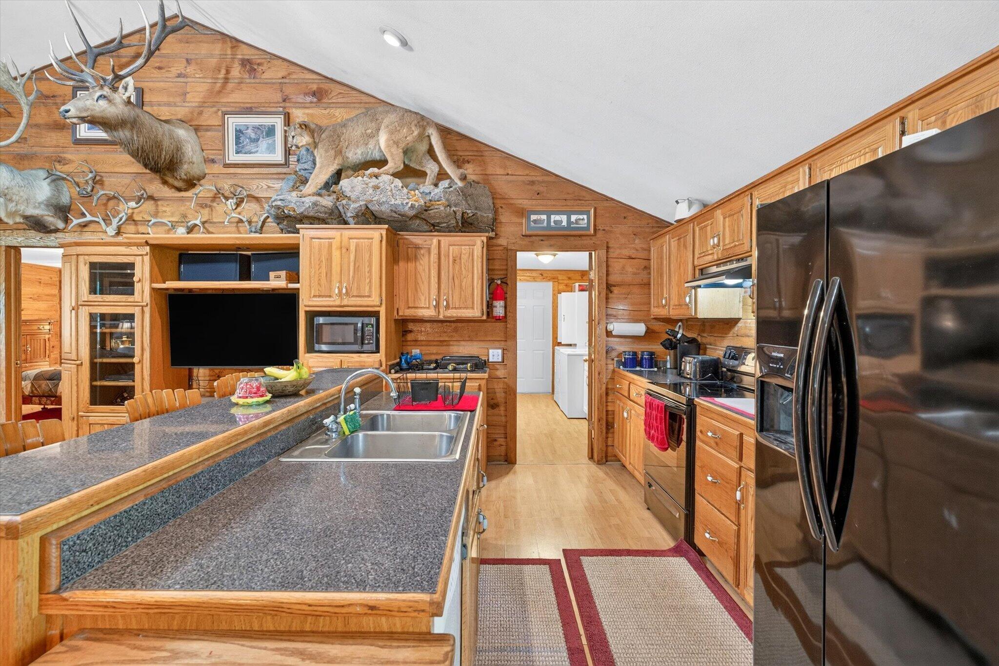 688 Stevens Road Property Photo 16
