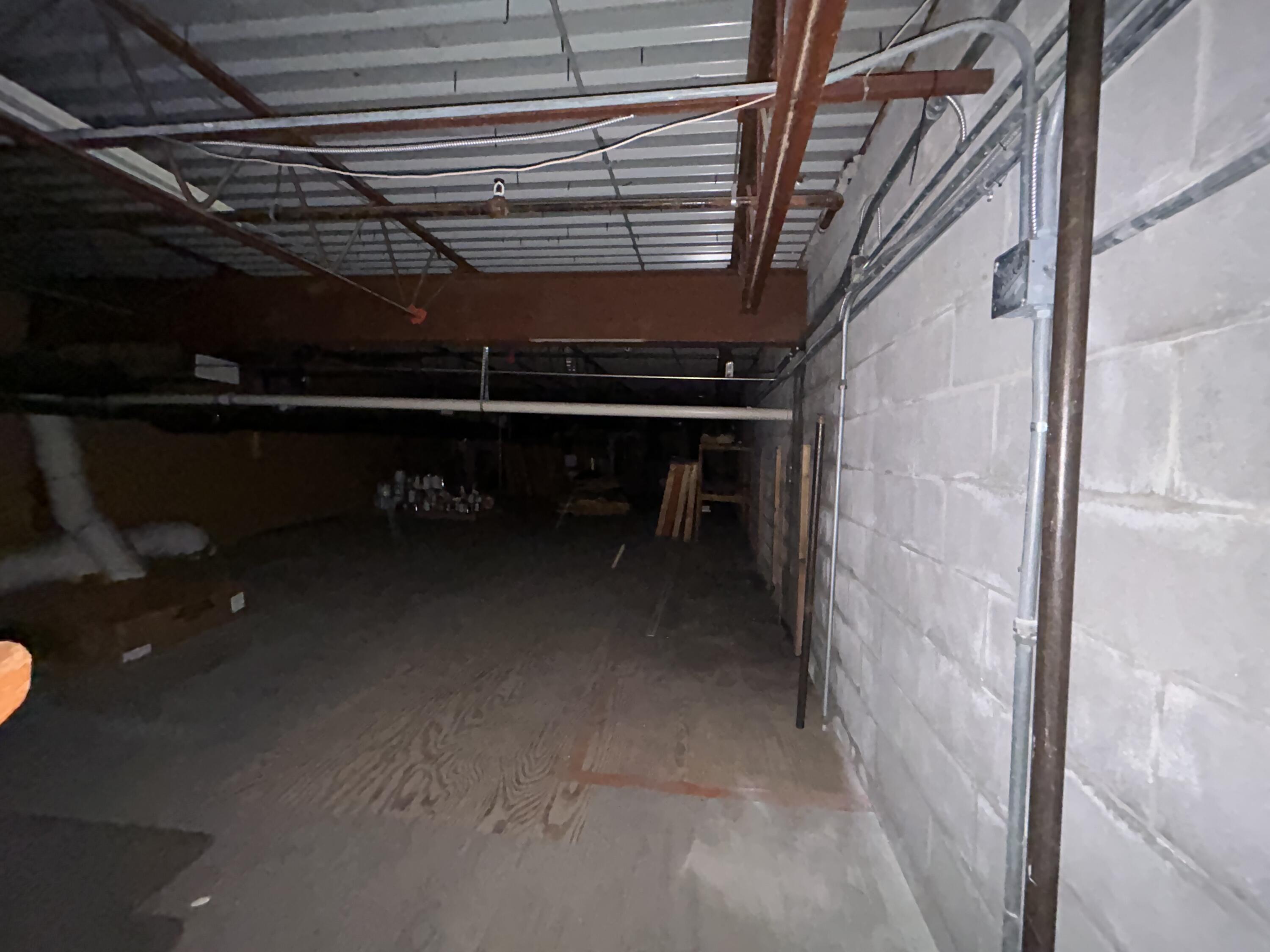 1877 West Broadway Property Photo 9