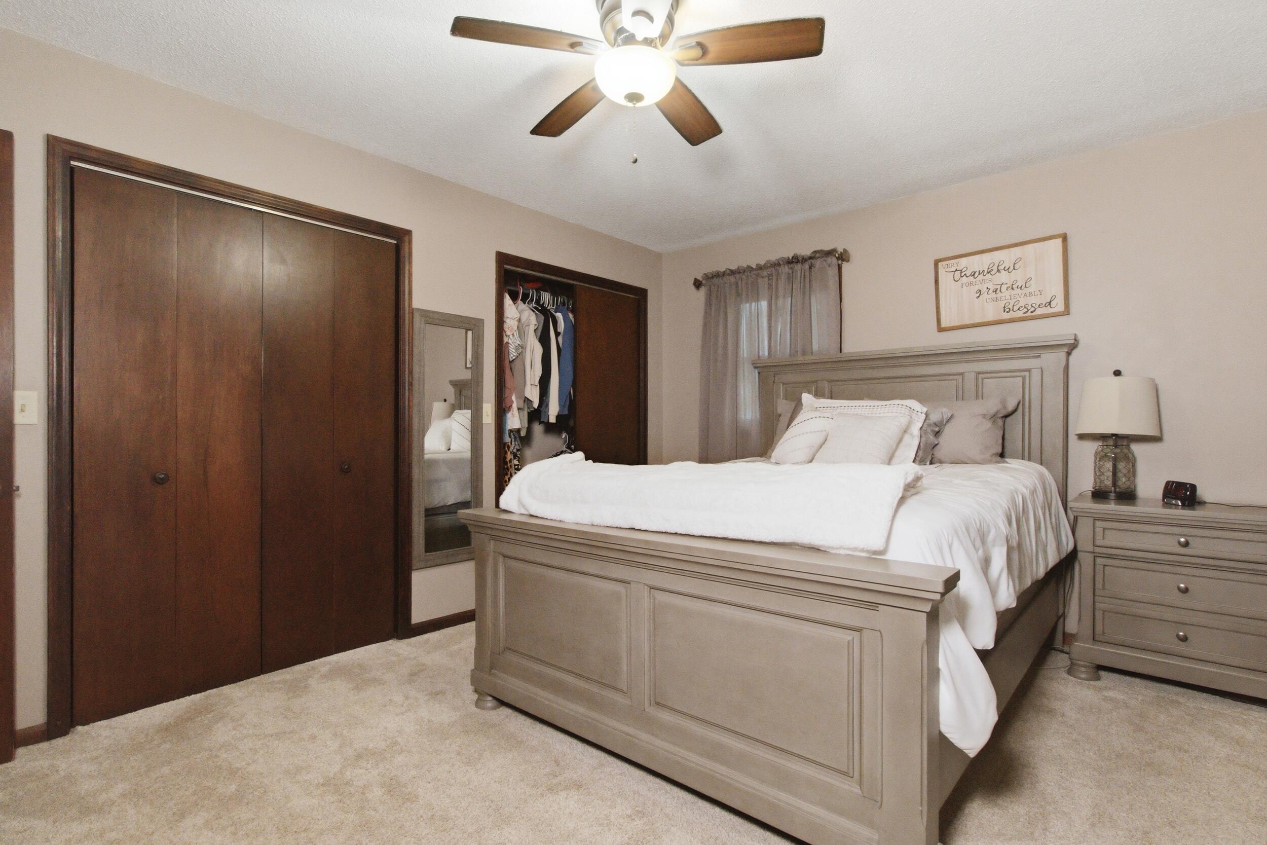 708 Carlton Street Property Photo 15