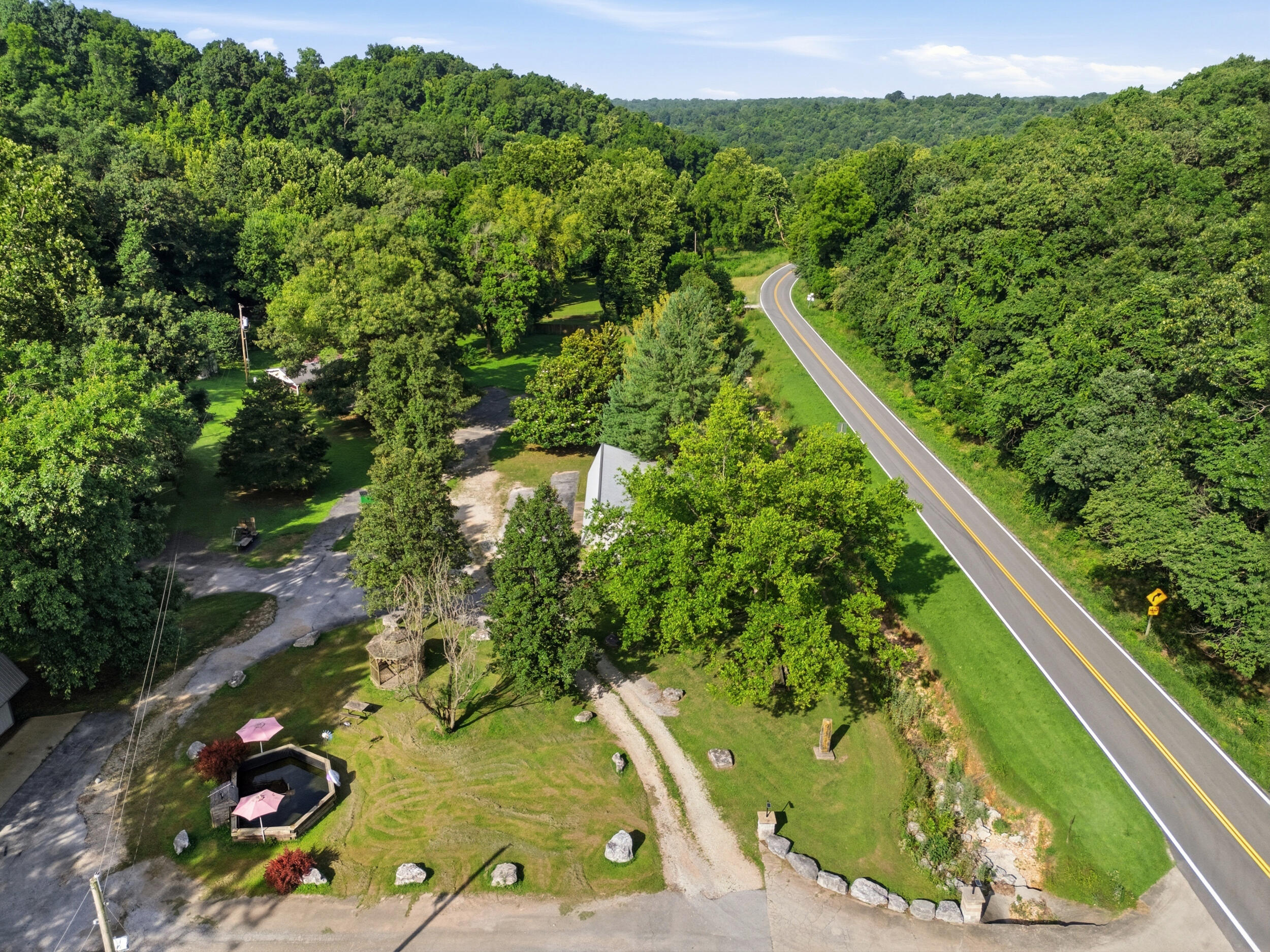 32 Throneberry Trail Property Photo 6