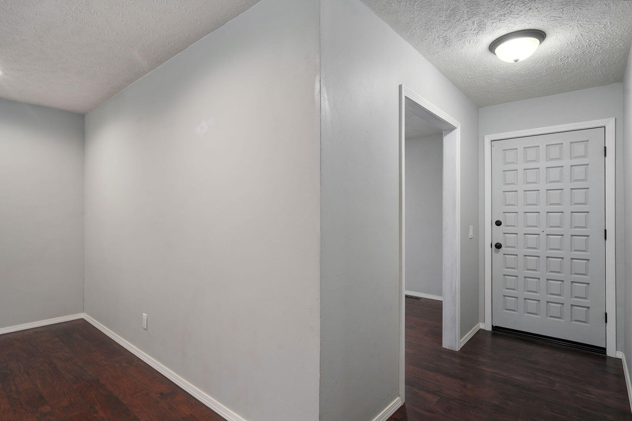 6401 North Marilyn Avenue Property Photo 9