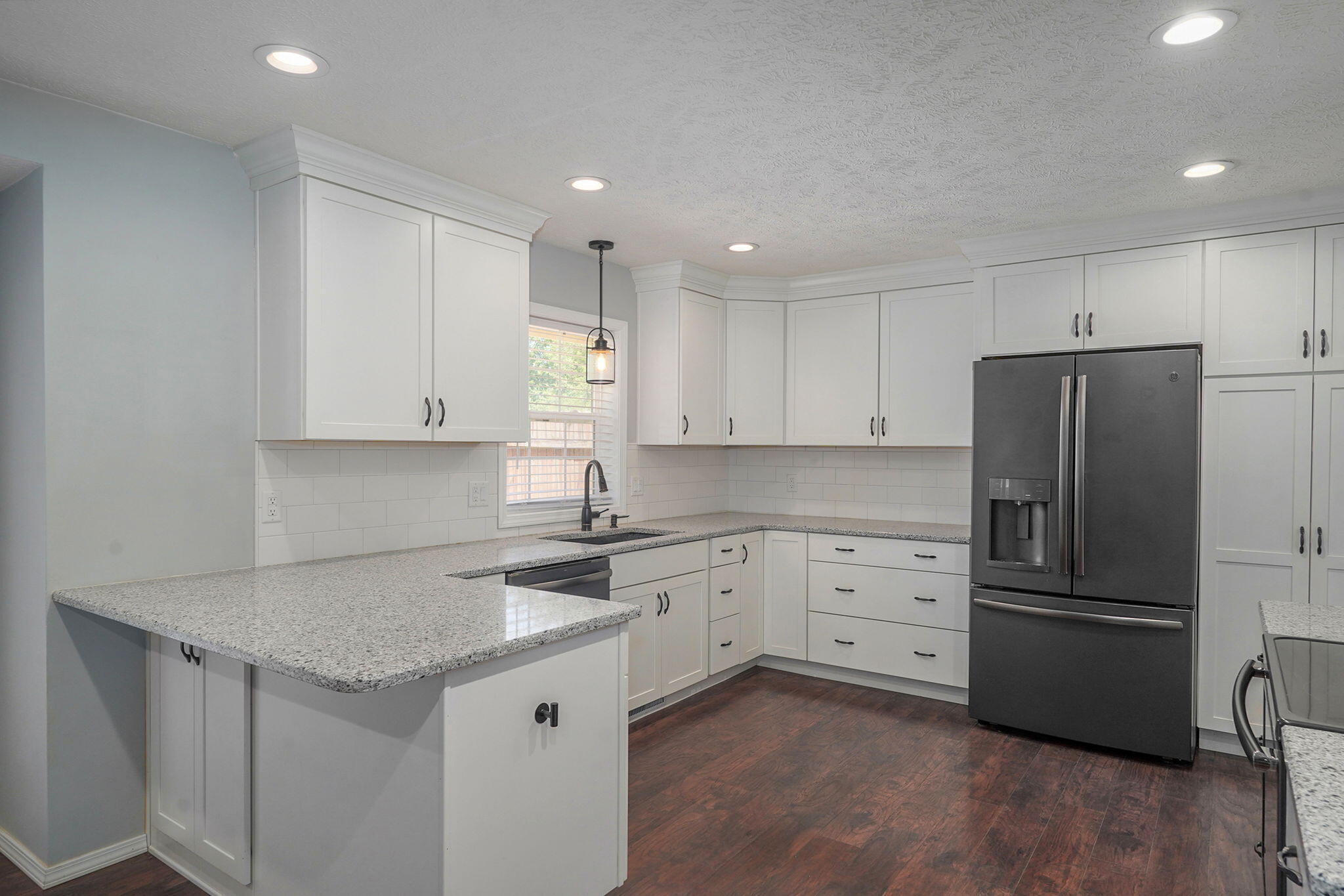 6401 North Marilyn Avenue Property Photo 16