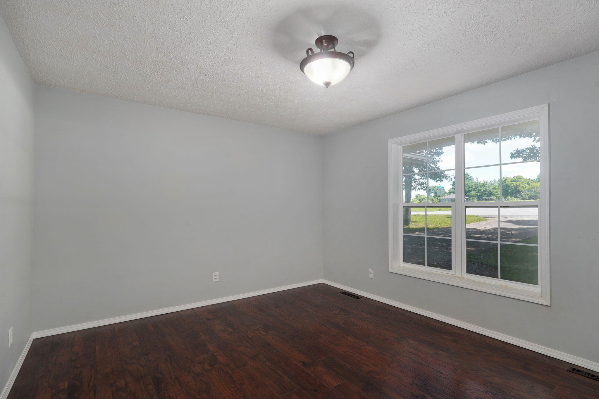 6401 North Marilyn Avenue Property Photo 20
