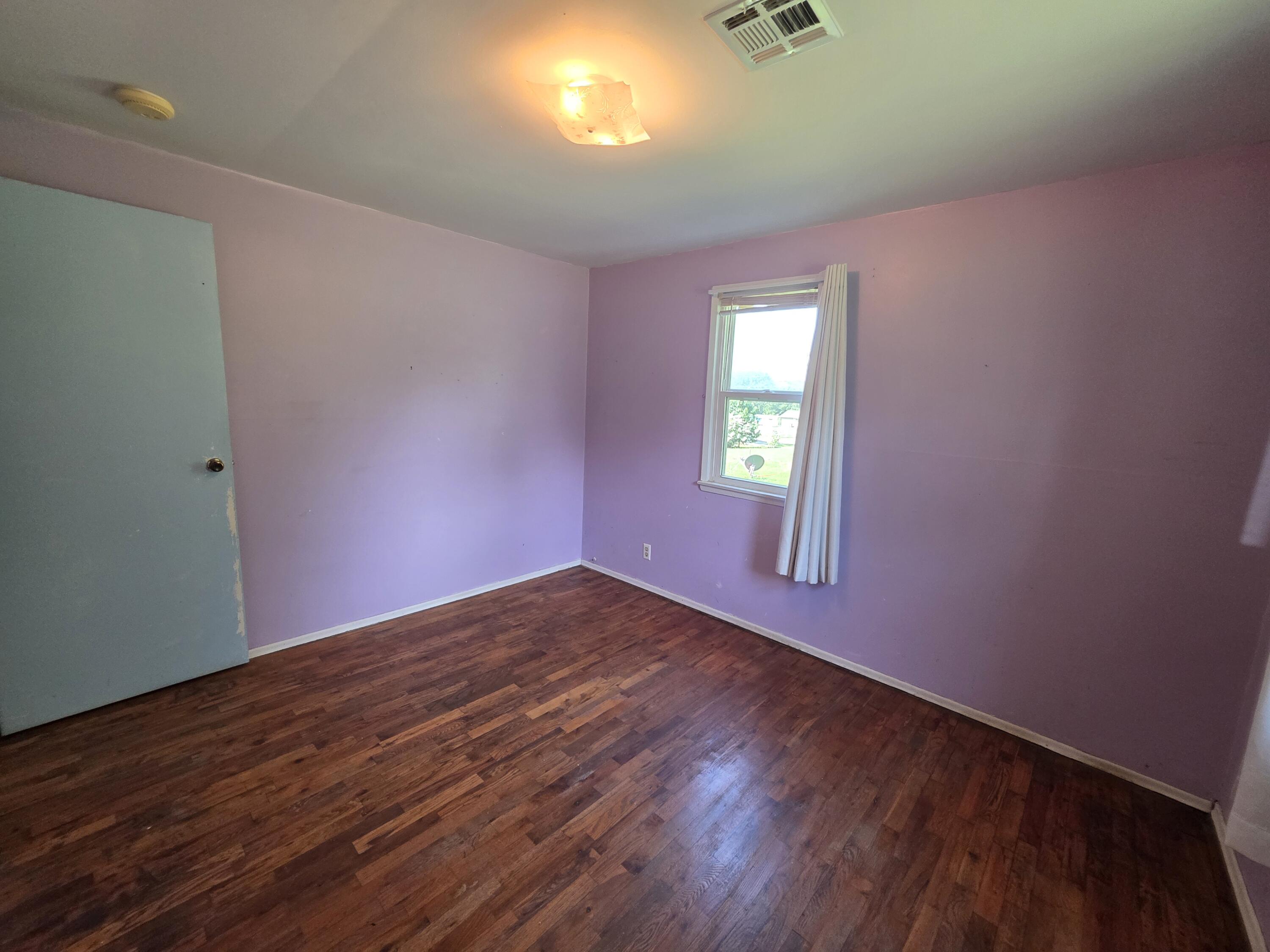 307 West Carman Road Property Photo 15
