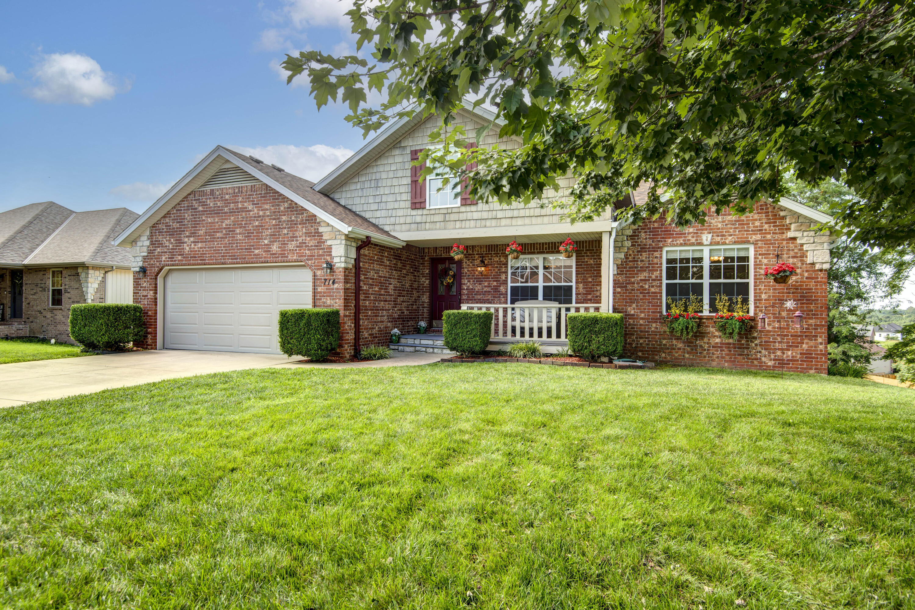 714 River Rock Court Property Photo 1