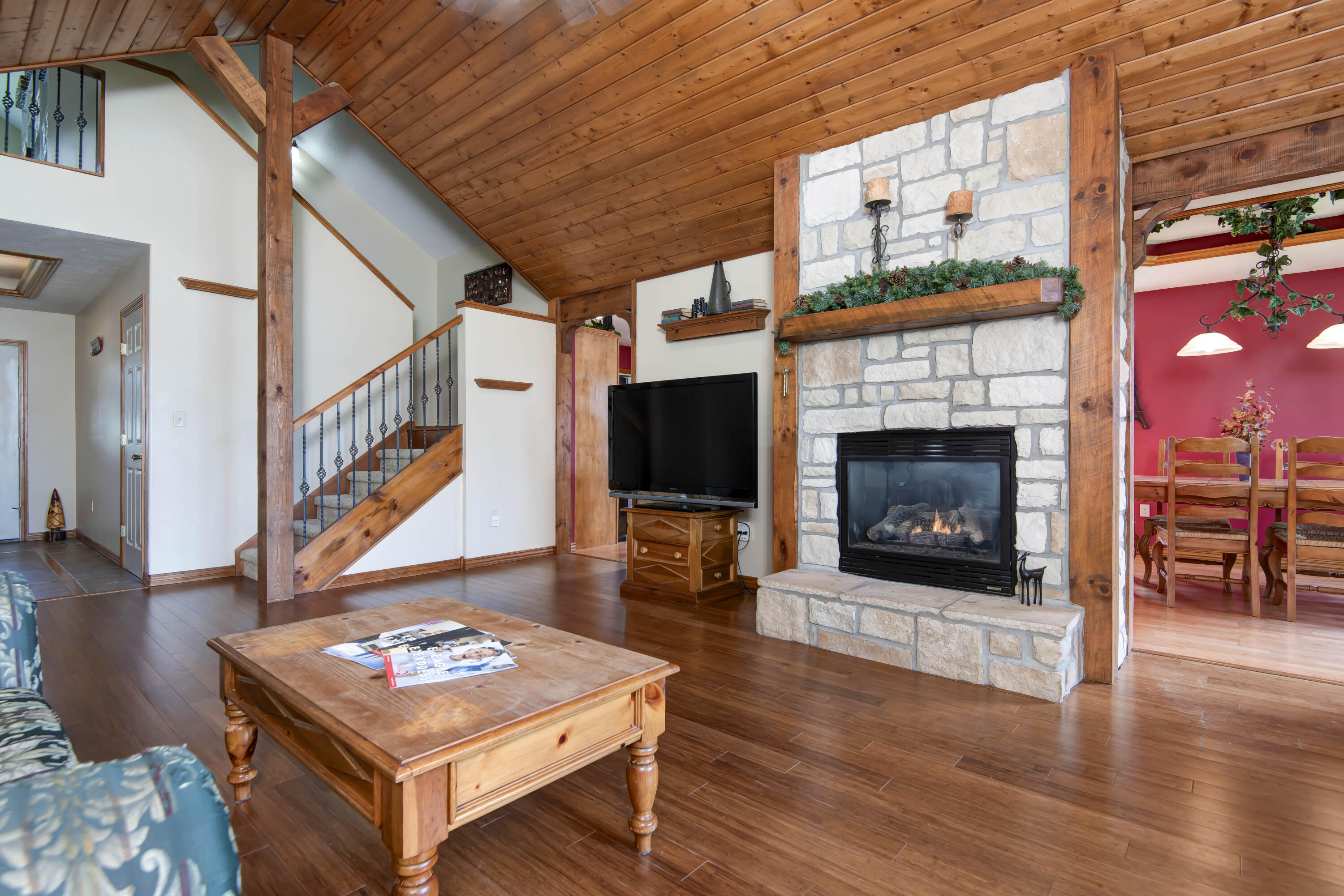 714 River Rock Court Property Photo 11
