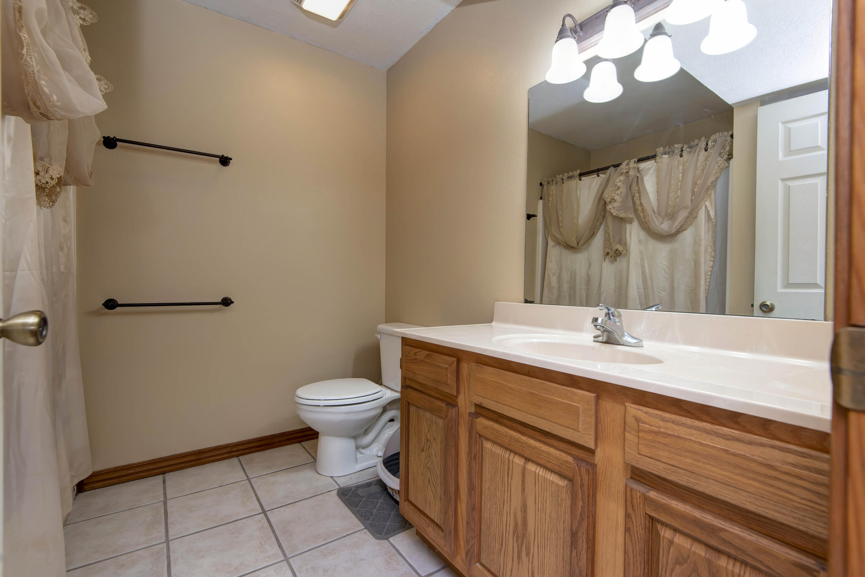 714 River Rock Court Property Photo 31