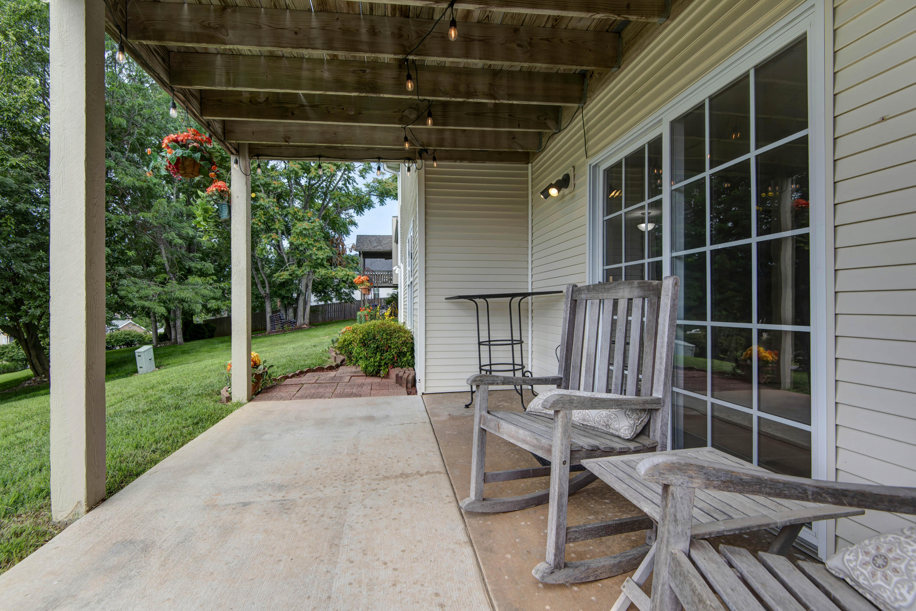 714 River Rock Court Property Photo 37