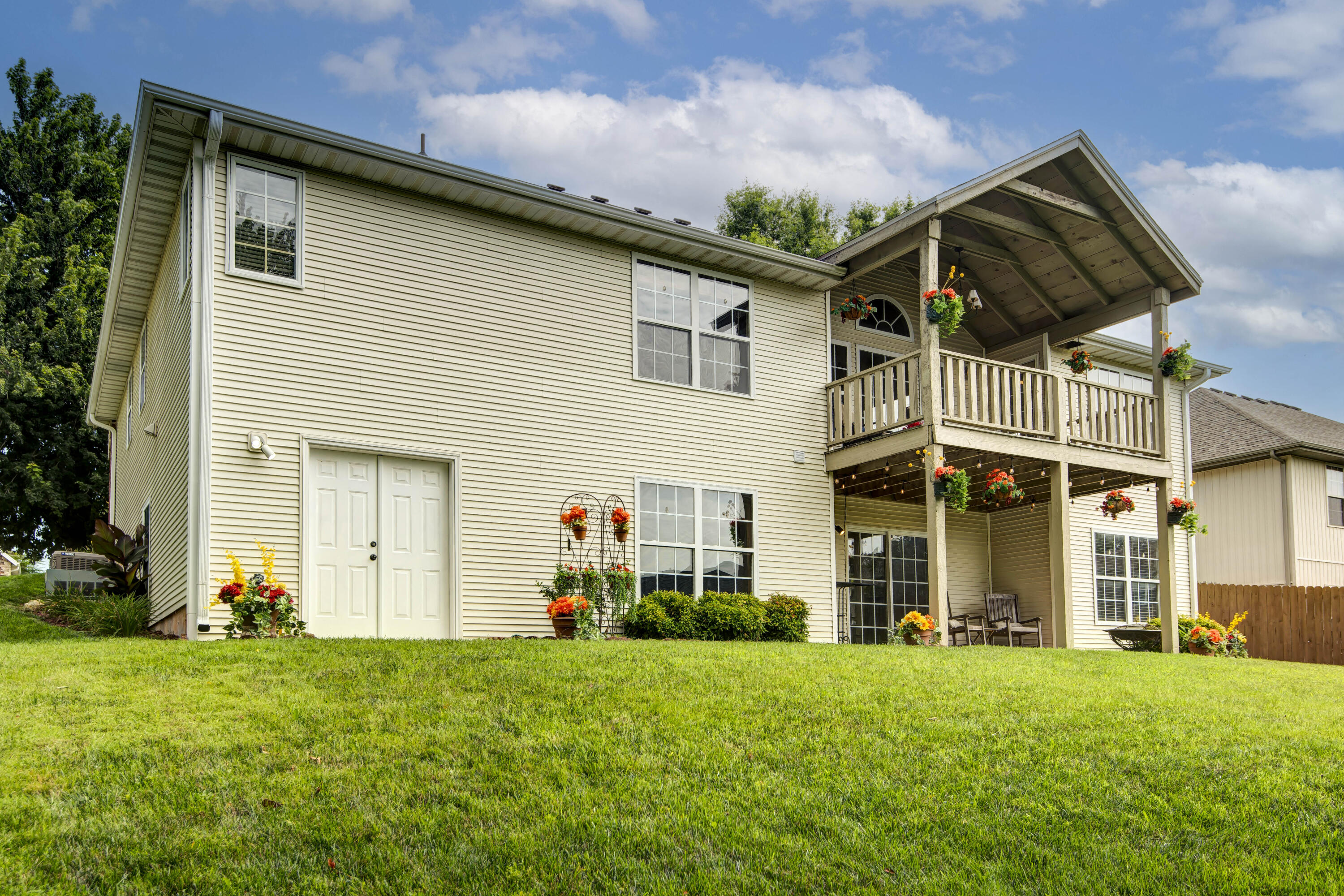714 River Rock Court Property Photo 40