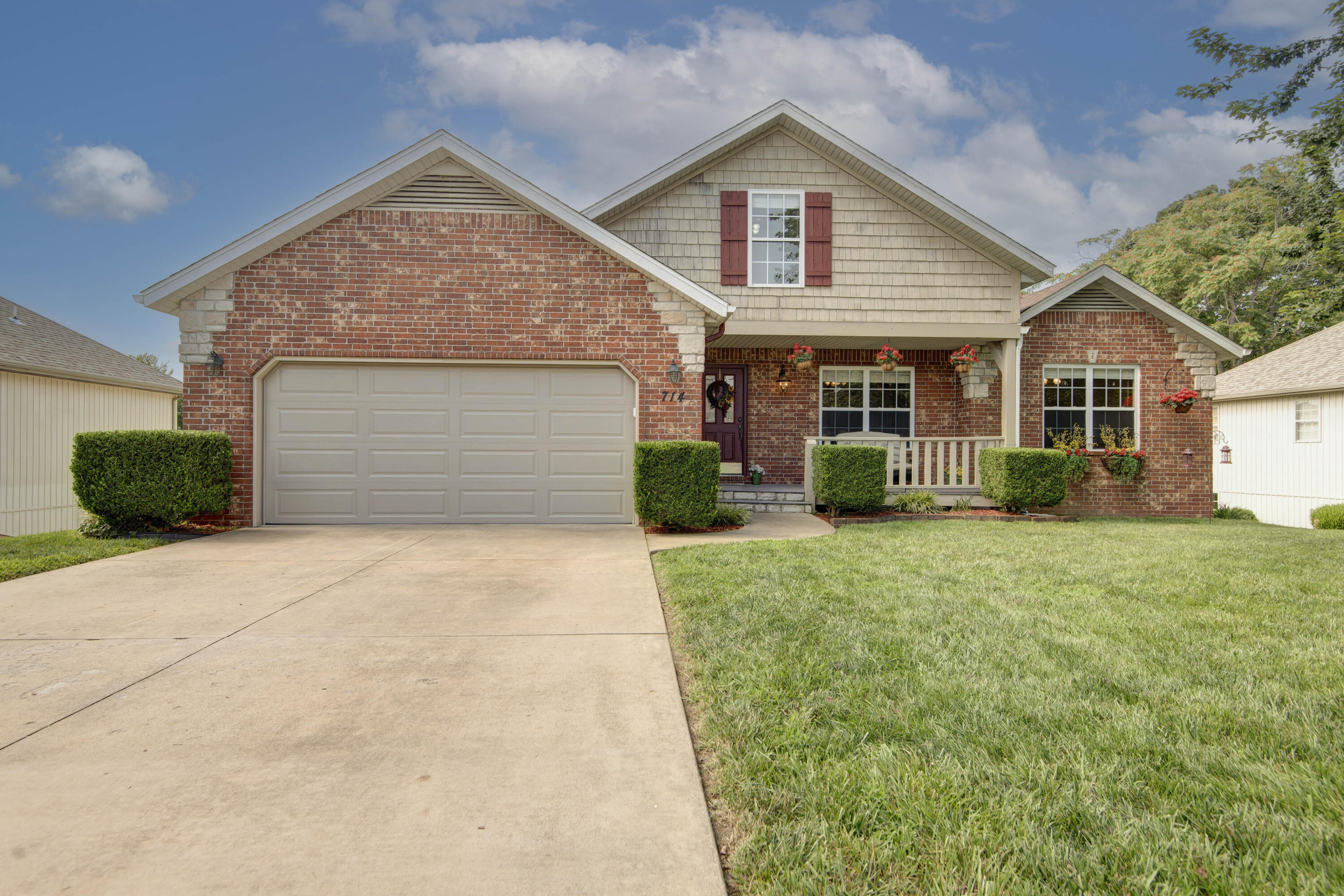714 River Rock Court Property Photo 41