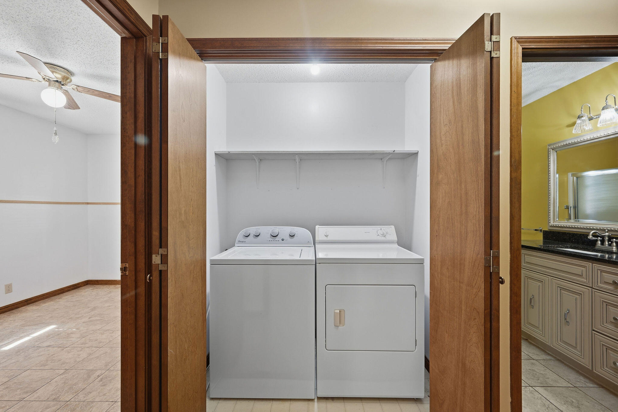 111 Amber Street Property Photo 11