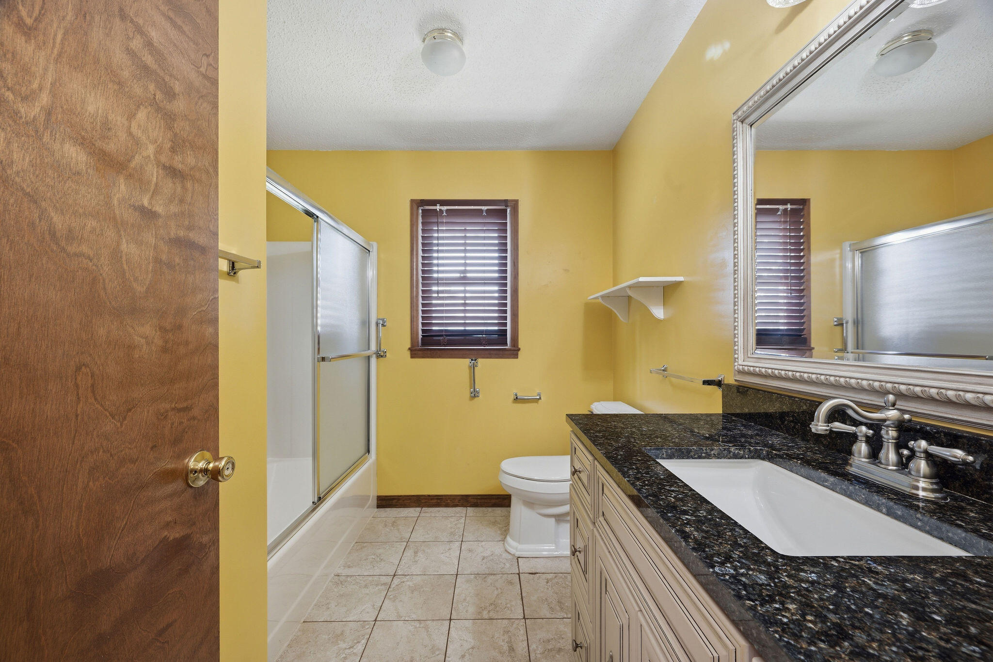 111 Amber Street Property Photo 12