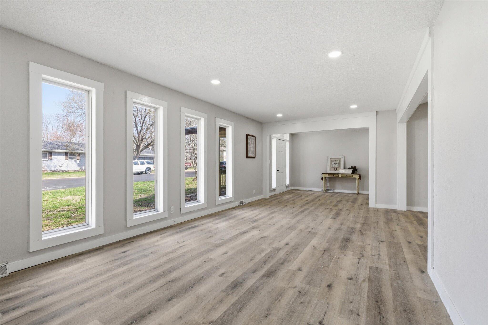 908 10th Street Property Photo 11