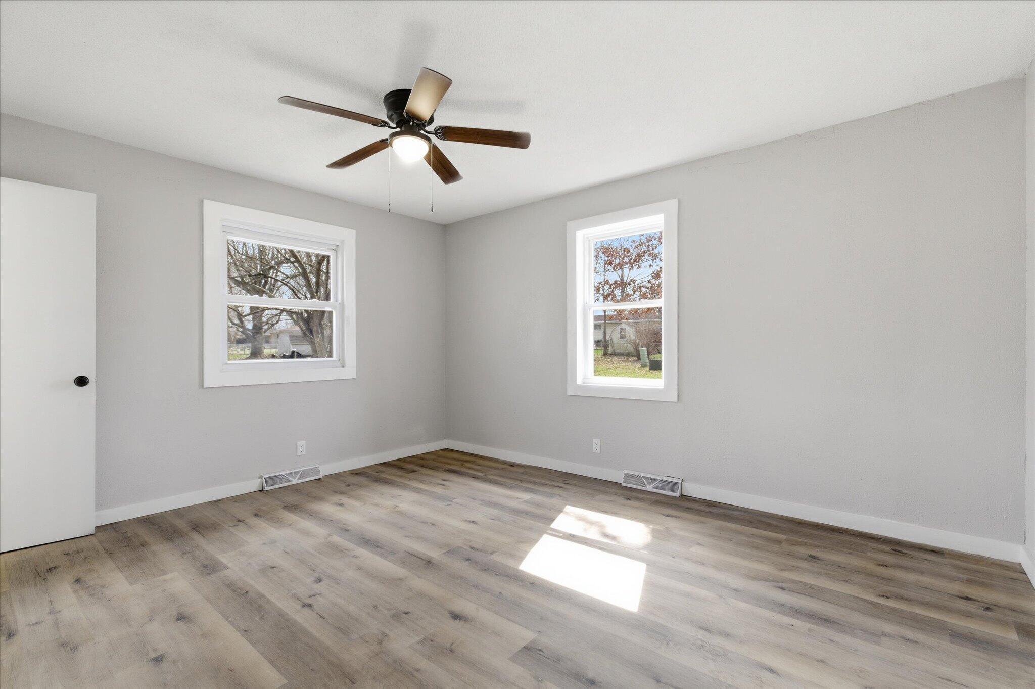 908 10th Street Property Photo 21